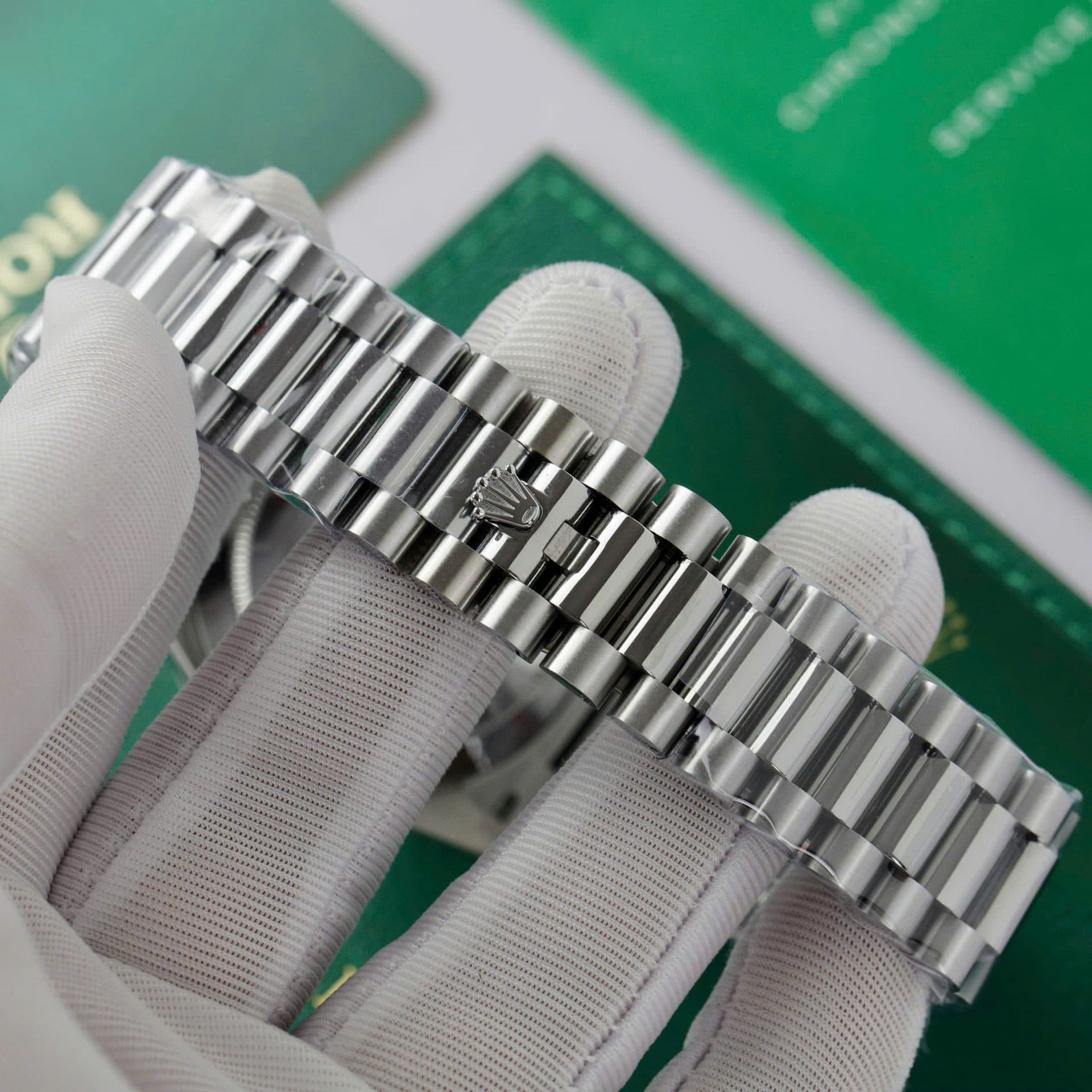 Dong-Ho-Rolex-Day-Date-228236-Mat-Xanh-Blue-Trong-Luong-178gram-GM-Factory-40mm-1-1