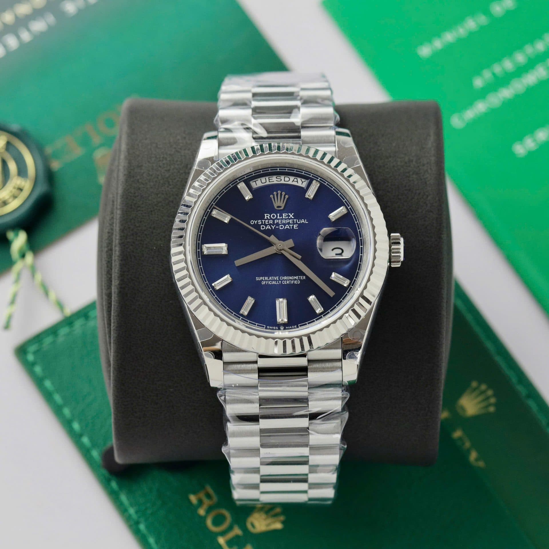 Dong-Ho-Rolex-Day-Date-228236-Mat-Xanh-Blue-Trong-Luong-178gram-GM-Factory-40mm-2-1