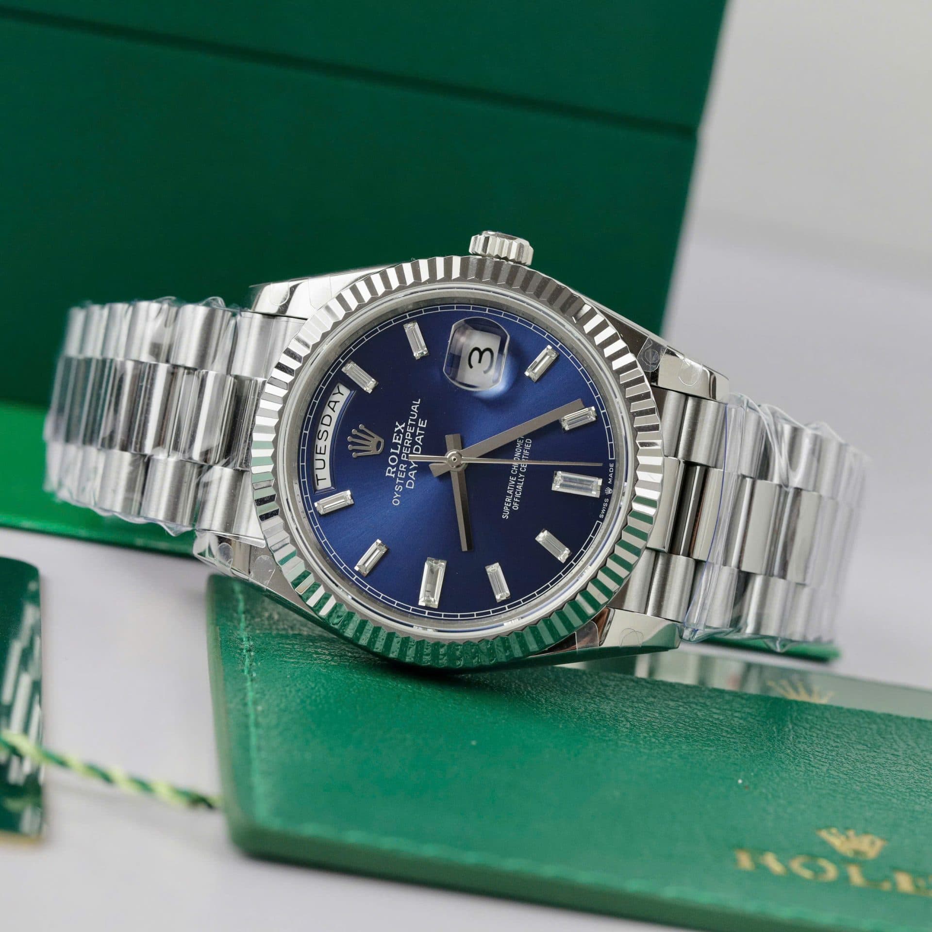 Dong-Ho-Rolex-Day-Date-228236-Mat-Xanh-Blue-Trong-Luong-178gram-GM-Factory-40mm-5-1