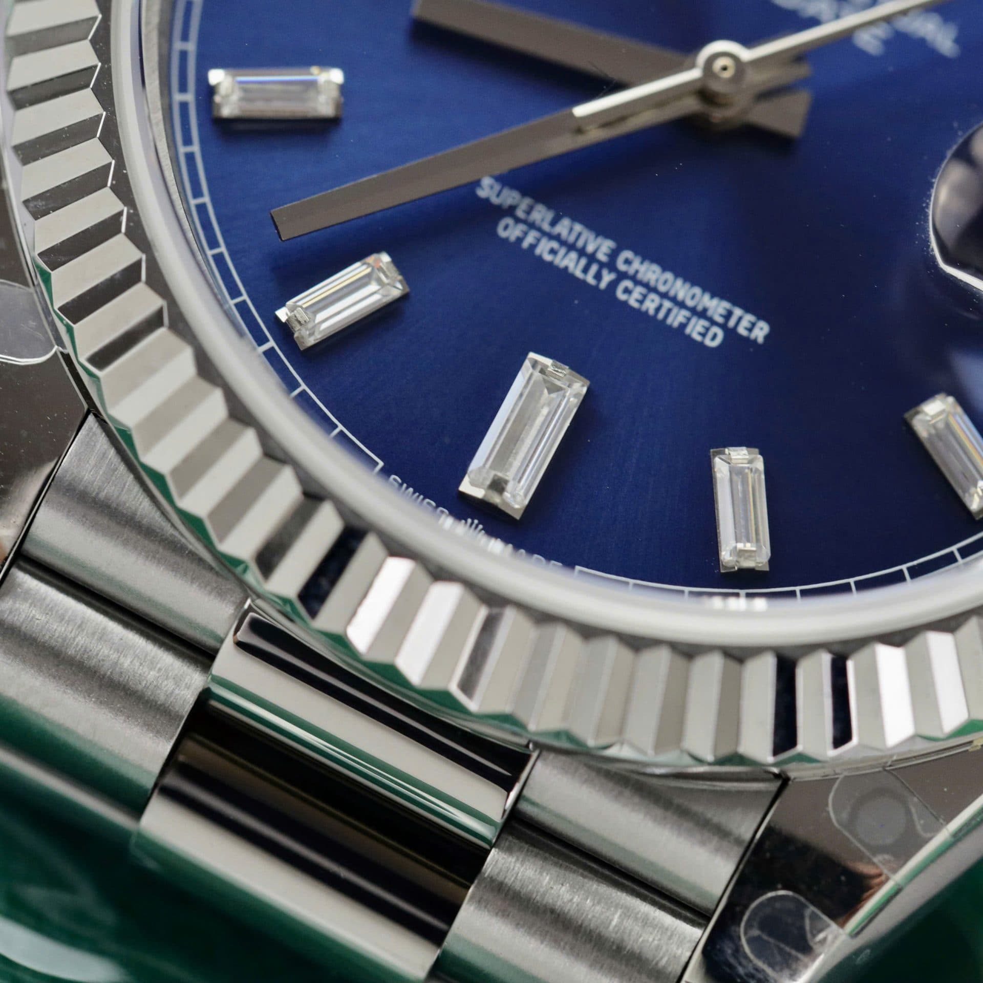 Dong-Ho-Rolex-Day-Date-228236-Mat-Xanh-Blue-Trong-Luong-178gram-GM-Factory-40mm-7-1