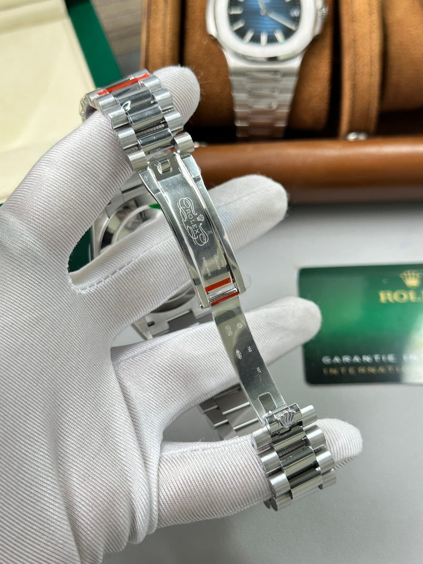 Dong-Ho-Rolex-Day-Date-228236-Rep-11-Nang-167gr-Mat-Den-GM-Factory-40mm-6-1