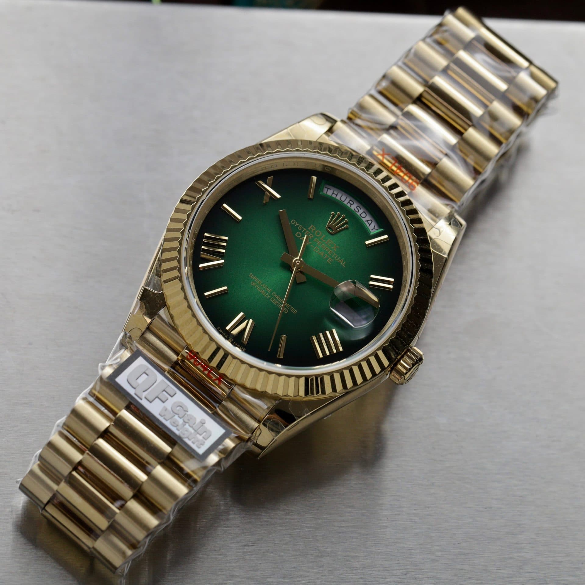 Dong-Ho-Rolex-Day-Date-228238-0069-Green-Ombre-Replica-11-QF-Factory-185-Grams-40mm-9-1