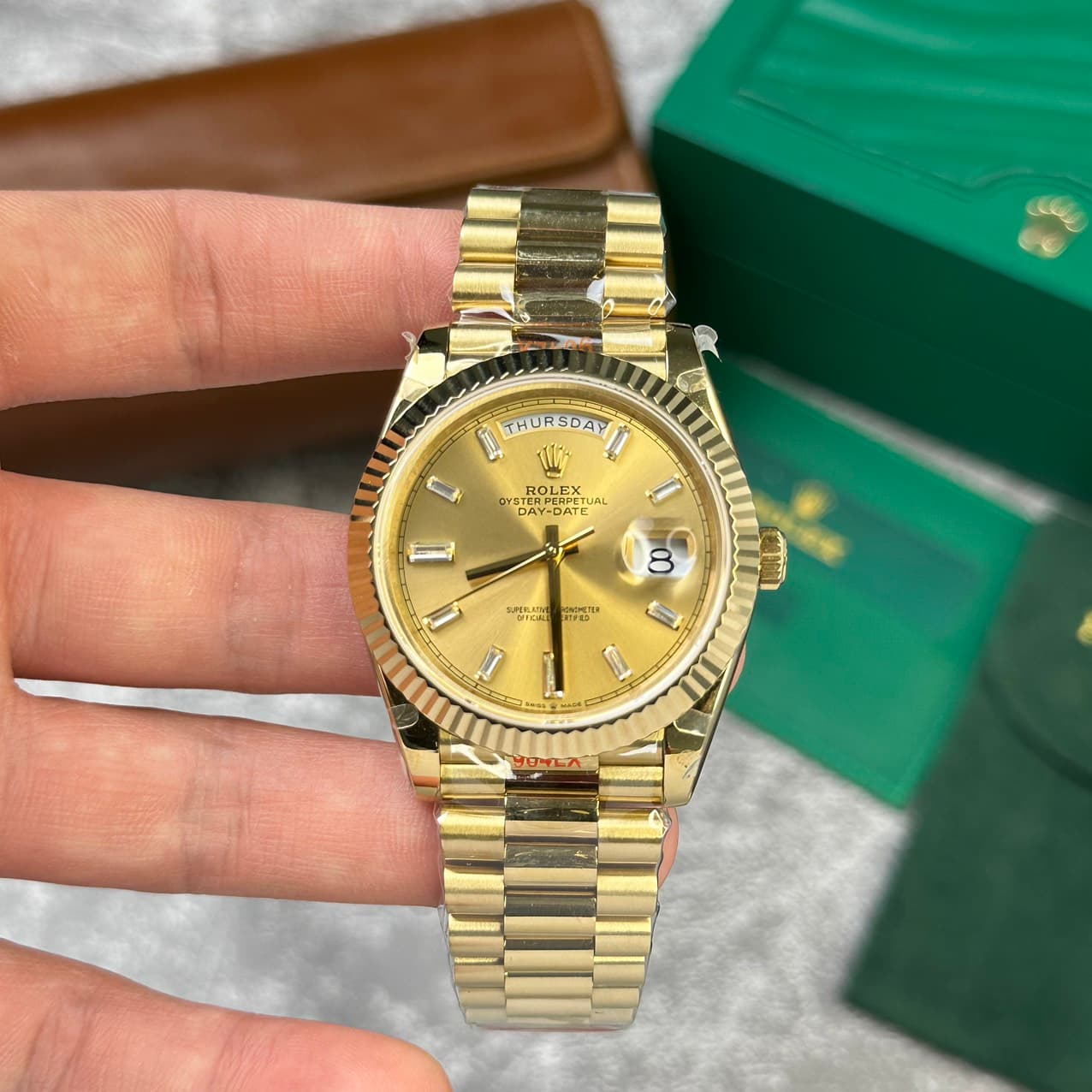 Dong-Ho-Rolex-Day-Date-228238-Rep-11-Thuy-Sy-Day-President-V2-GM-Factory-40mm-5-1