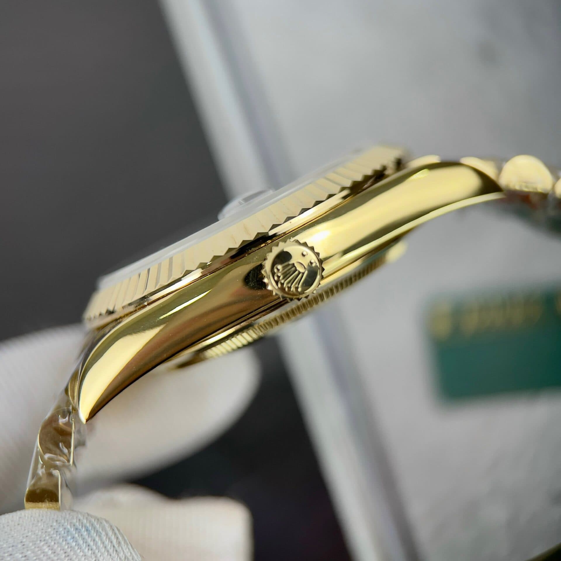 Dong-Ho-Rolex-Day-Date-228238-Replica-11-Mat-Den-Coc-Dinh-Da-GM-Factory-40mm-6-1