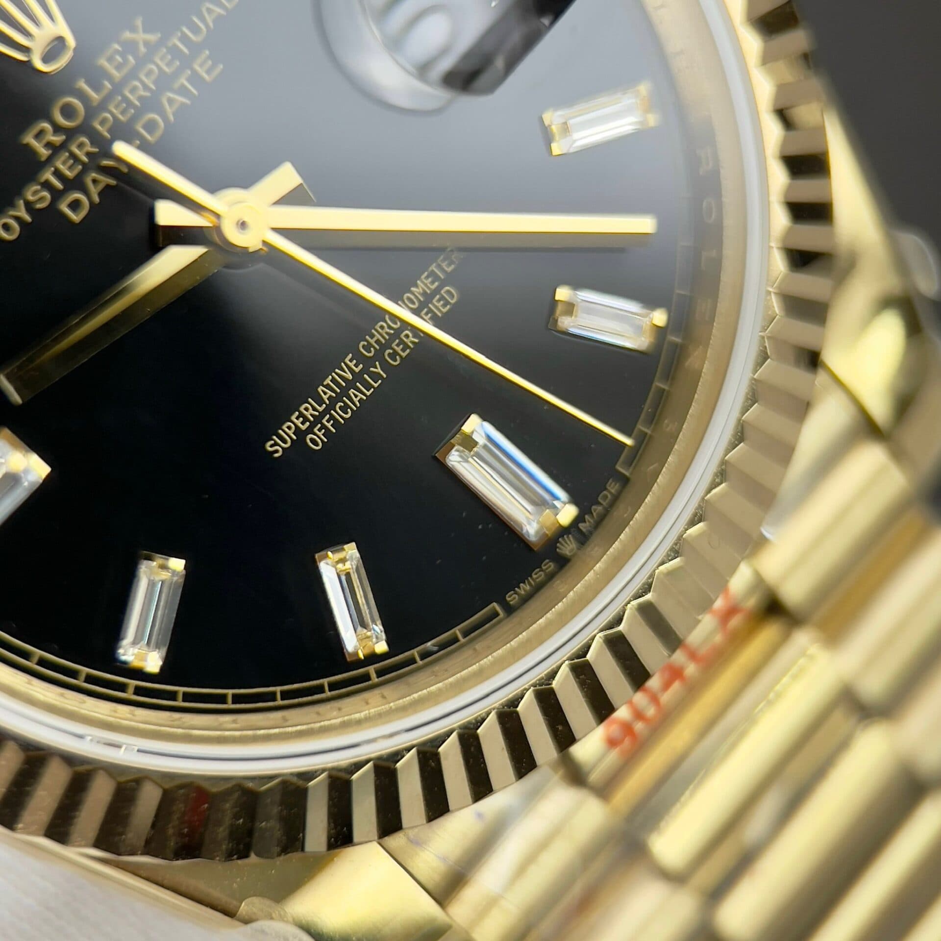 Dong-Ho-Rolex-Day-Date-228238-Replica-11-Mat-Den-Coc-Dinh-Da-GM-Factory-40mm-7-1