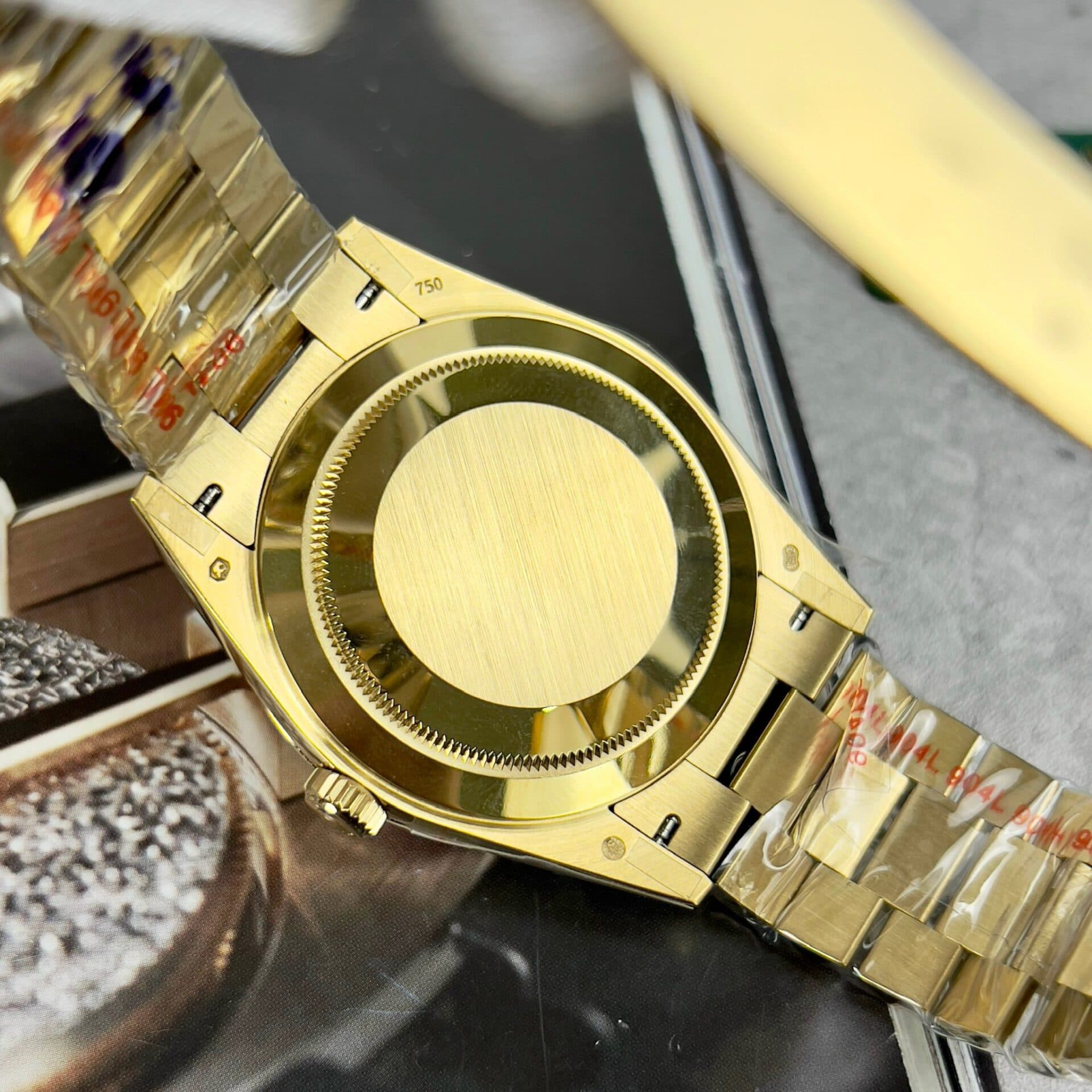 Dong-Ho-Rolex-Day-Date-228238-Replica-11-Mat-Den-Coc-Dinh-Da-GM-Factory-40mm-8-1