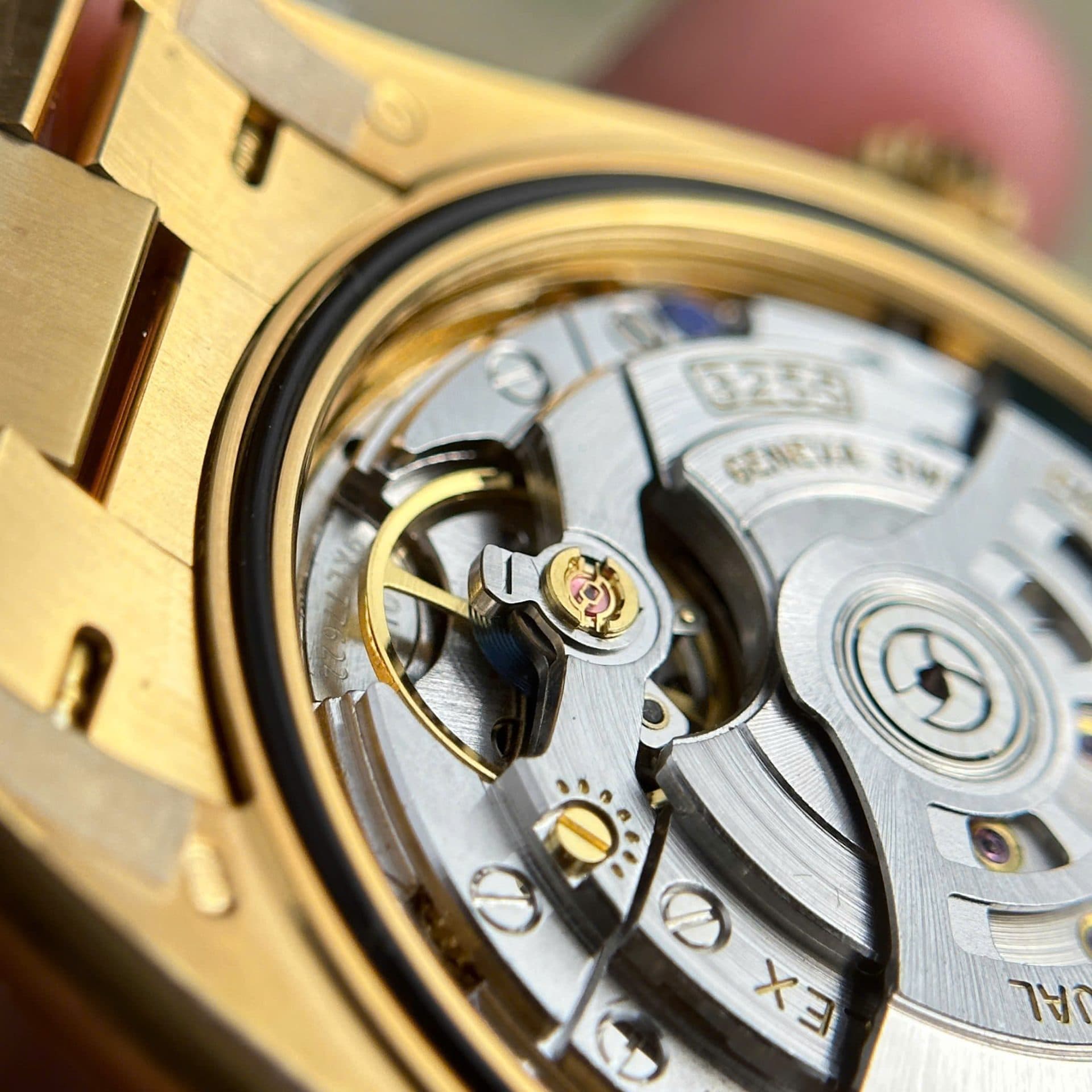 Dong-Ho-Rolex-Day-Date-228238-Replica-11-Mat-Vang-May-Caliber-3255-Thuy-Sy-Nha-May-AR-40mm-7-1