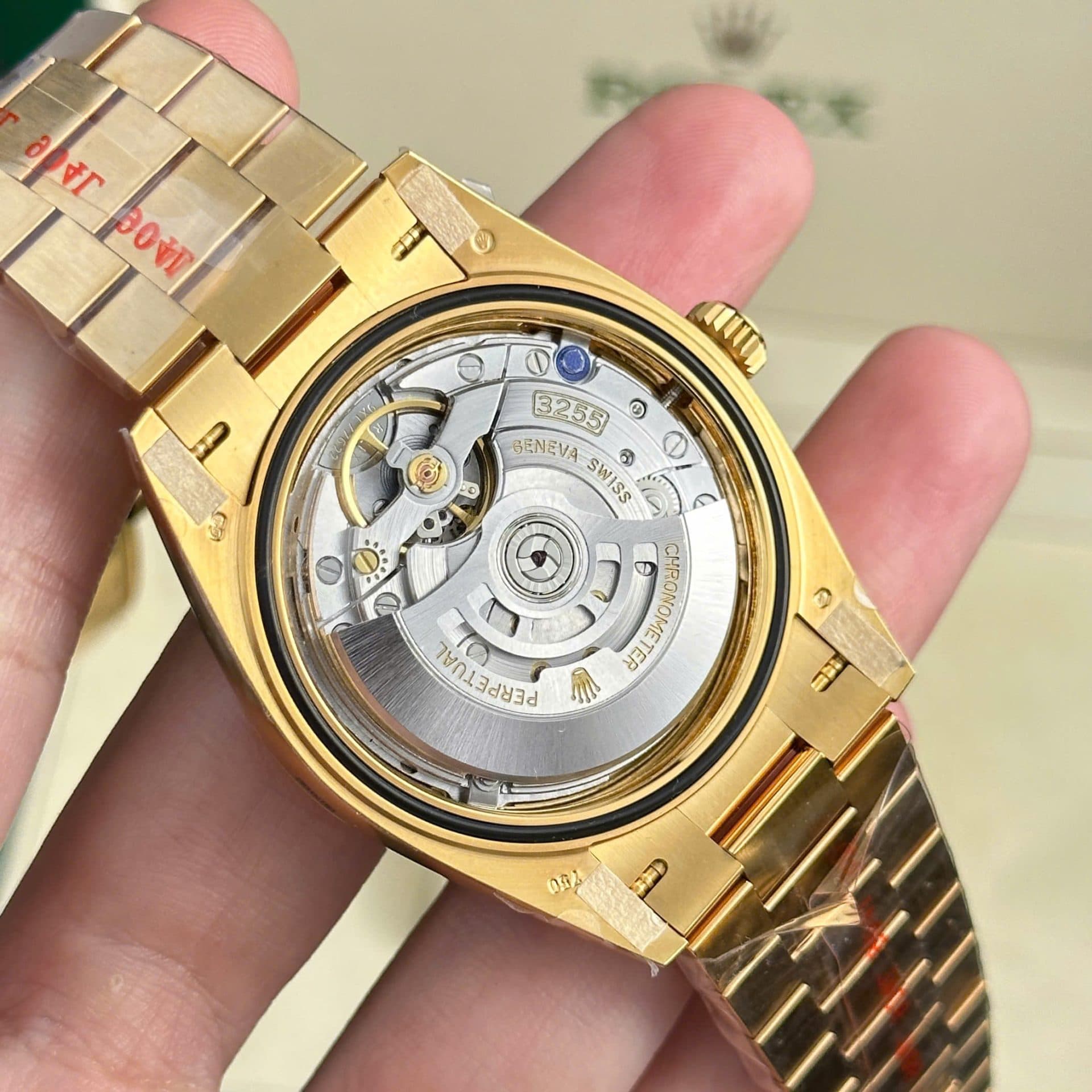 Dong-Ho-Rolex-Day-Date-228238-Replica-11-Mat-Vang-May-Caliber-3255-Thuy-Sy-Nha-May-AR-40mm-9-1