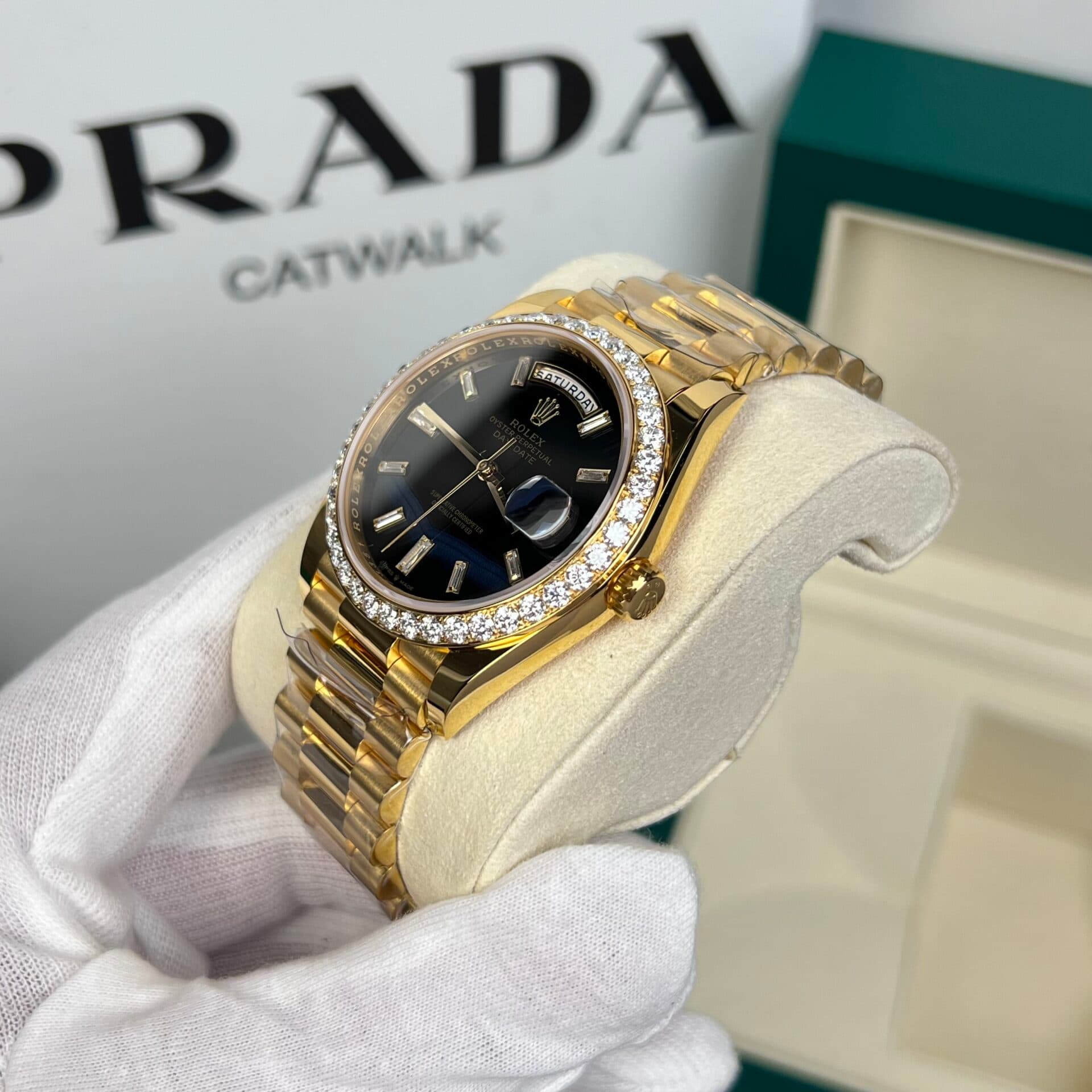 Dong-Ho-Rolex-Day-Date-Boc-Vang-18K-Mat-So-Den-GM-V2-4-1
