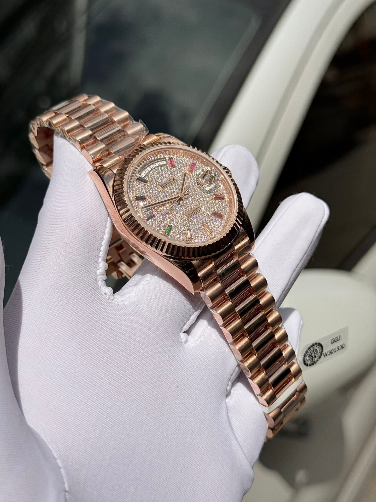 Dong-Ho-Rolex-Day-Date-Boc-Vang-Dinh-Moissanite-Full-Mat-GM-V2-40mm-1-1