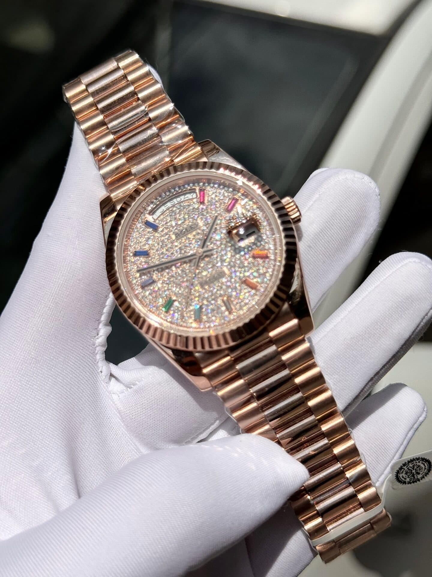 Dong-Ho-Rolex-Day-Date-Boc-Vang-Dinh-Moissanite-Full-Mat-GM-V2-40mm-7-1