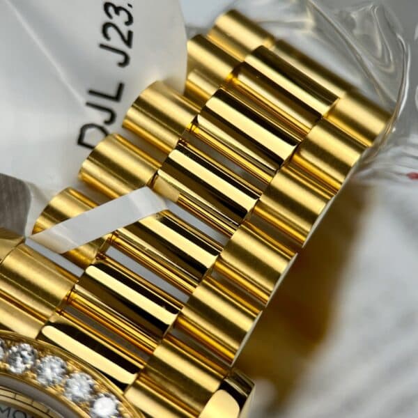 Dong-Ho-Rolex-Day-Date-Boc-Vang-That-Do-Kim-Cuong-Moissanite-GM-V2-40mm-5-1