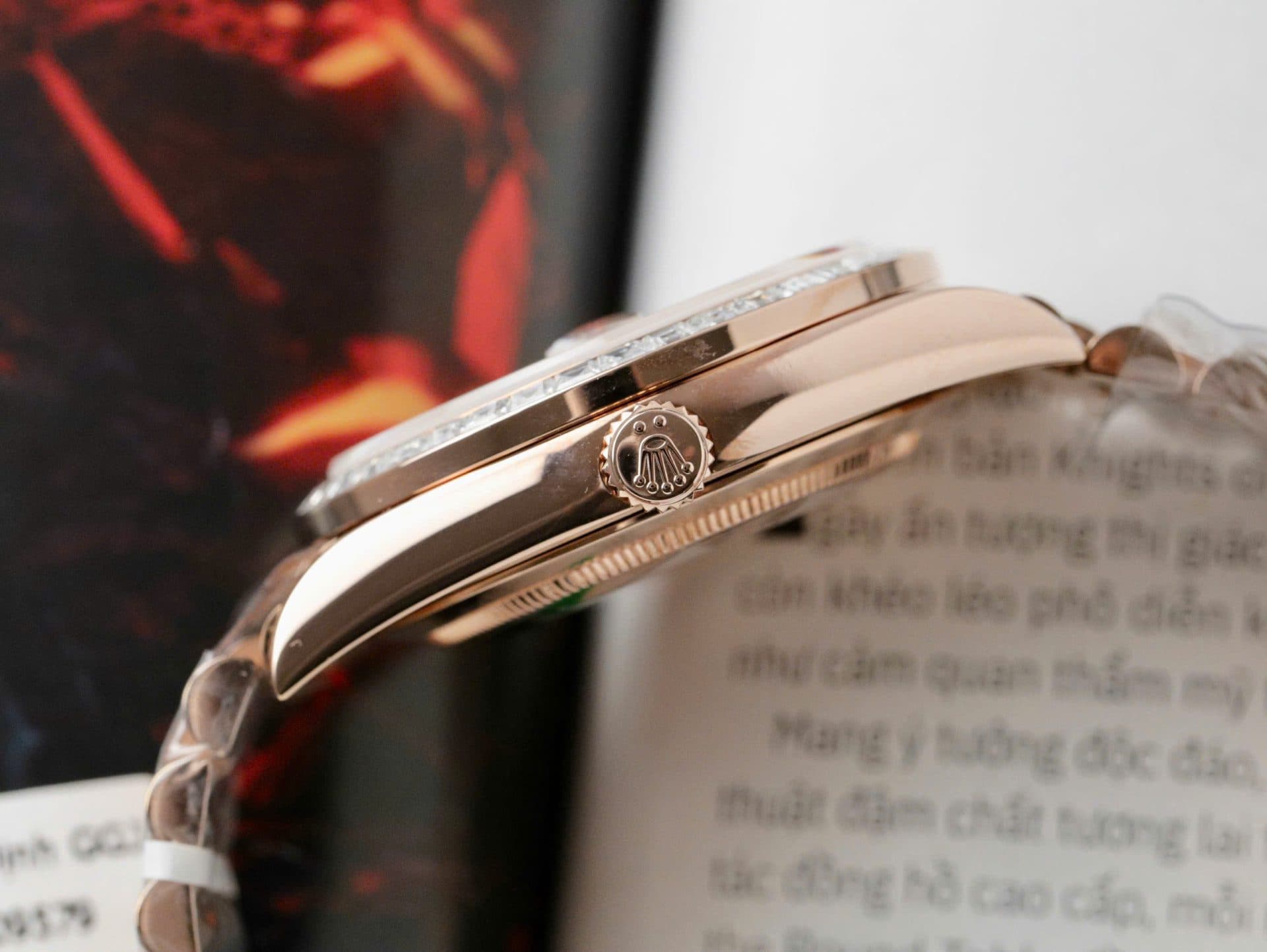 Dong-Ho-Rolex-Day-Date-Che-Tac-Boc-Vang-Hong-18K-Kim-Cuong-Moissanite-Baguette-GMF-40mm-8-1