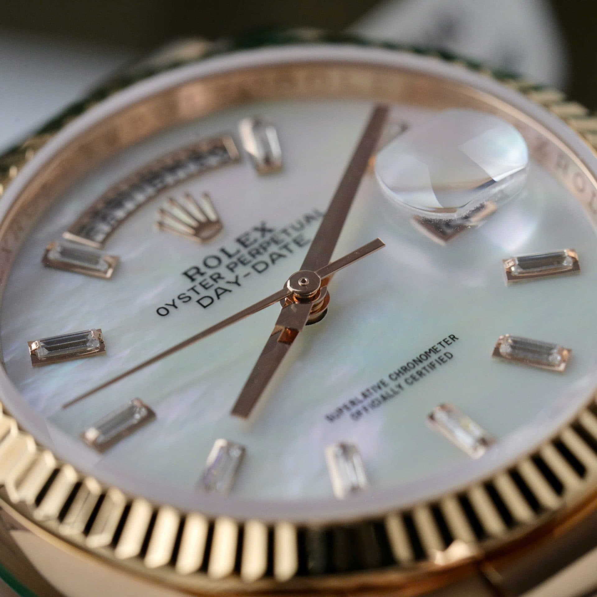 Dong-Ho-Rolex-Day-Date-Che-Tac-Boc-Vang-That-Mat-Kham-Xa-Cu-Coc-So-Da-Baguette-36mm-6-1