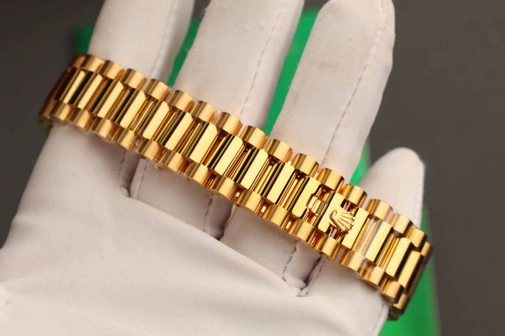 Dong-Ho-Rolex-Day-Date-Che-Tac-Boc-Vang-That-Mat-So-Kham-Xa-Cu-36mm-10-1