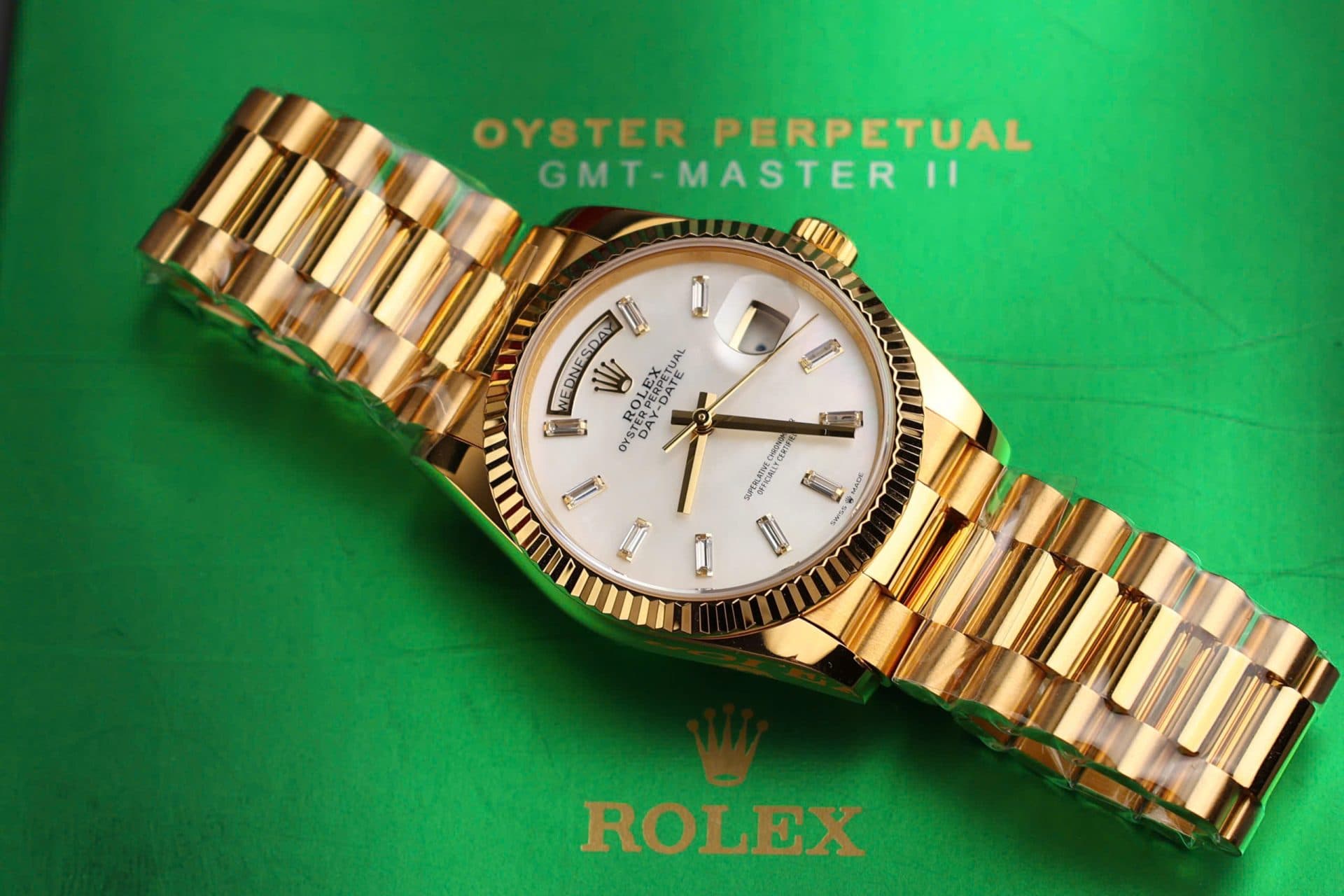 Dong-Ho-Rolex-Day-Date-Che-Tac-Boc-Vang-That-Mat-So-Kham-Xa-Cu-36mm-7-1