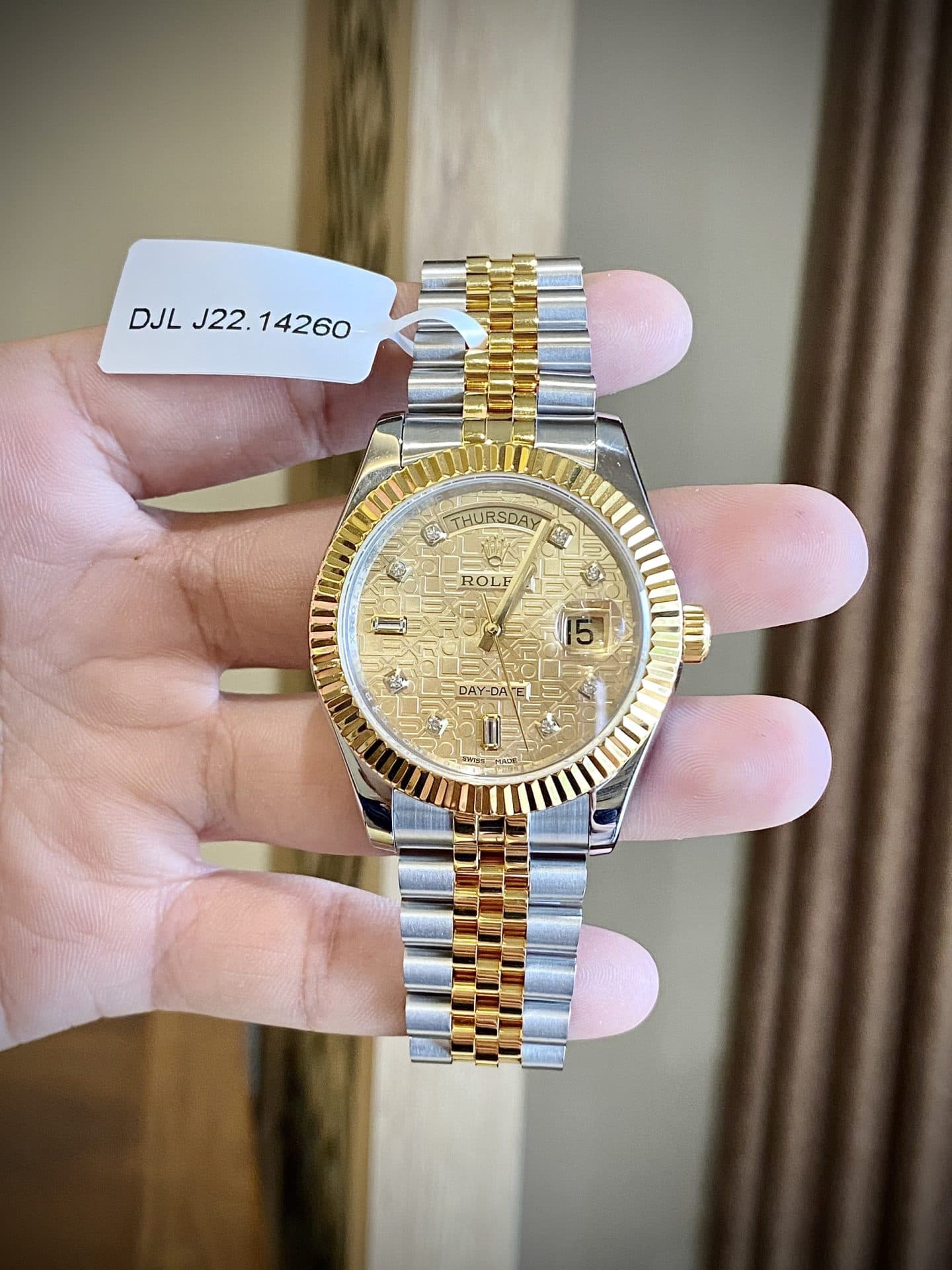 Dong-Ho-Rolex-Day-Date-Che-Tac-Boc-Vang-That-Mat-Vi-Tinh-40mm-2-1