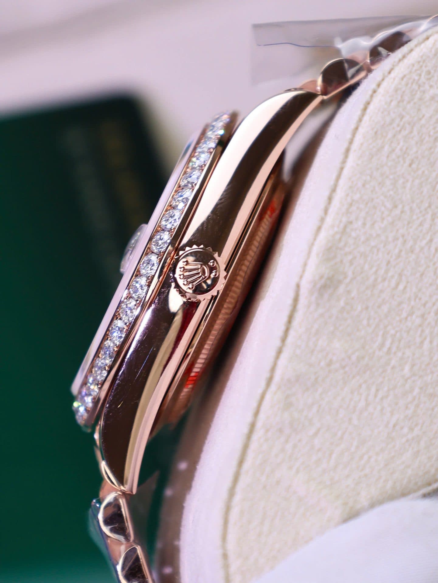 Dong-Ho-Rolex-Day-Date-Che-Tac-Kim-Cuong-Moissanite-Boc-Vang-Hong-18K-GMF-40mm-10-1
