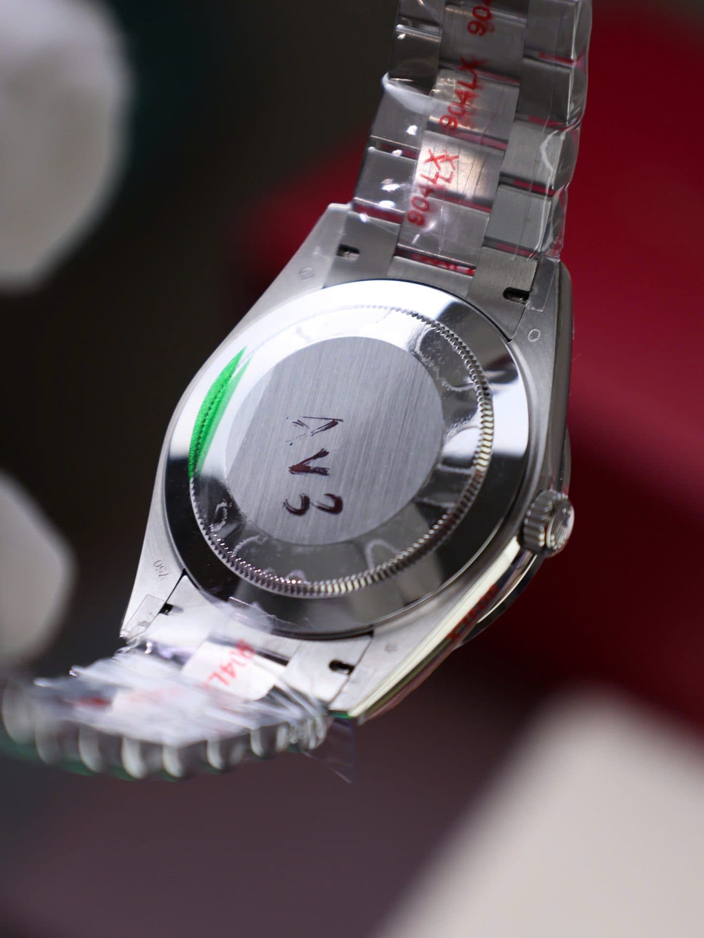 Dong-Ho-Rolex-Day-Date-Che-Tac-Mat-Thien-Thach-Coc-So-Vien-Do-Kim-Cuong-Moissanite-Baguette-40mm-10-1