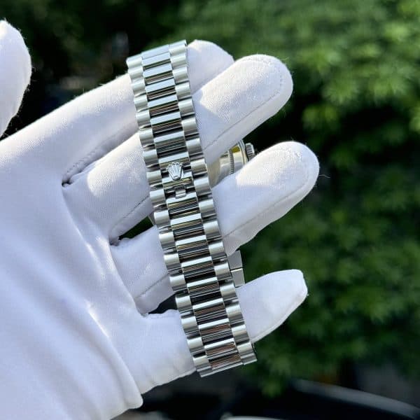Dong-Ho-Rolex-Day-Date-Che-Tac-Mat-Xa-Cu-Coc-So-Dinh-Kim-Cuong-Moissanite-Baguetee-40mm-2-1