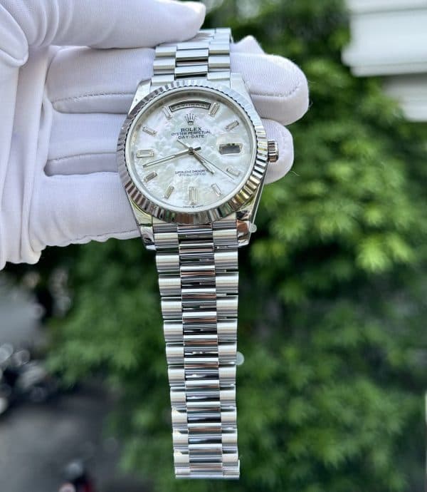 Dong-Ho-Rolex-Day-Date-Che-Tac-Mat-Xa-Cu-Coc-So-Dinh-Kim-Cuong-Moissanite-Baguetee-40mm-3-1