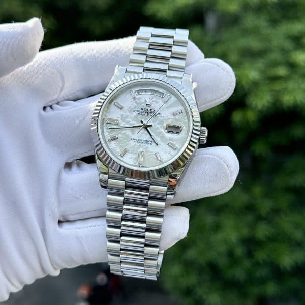 Dong-Ho-Rolex-Day-Date-Che-Tac-Mat-Xa-Cu-Coc-So-Dinh-Kim-Cuong-Moissanite-Baguetee-40mm-5-1
