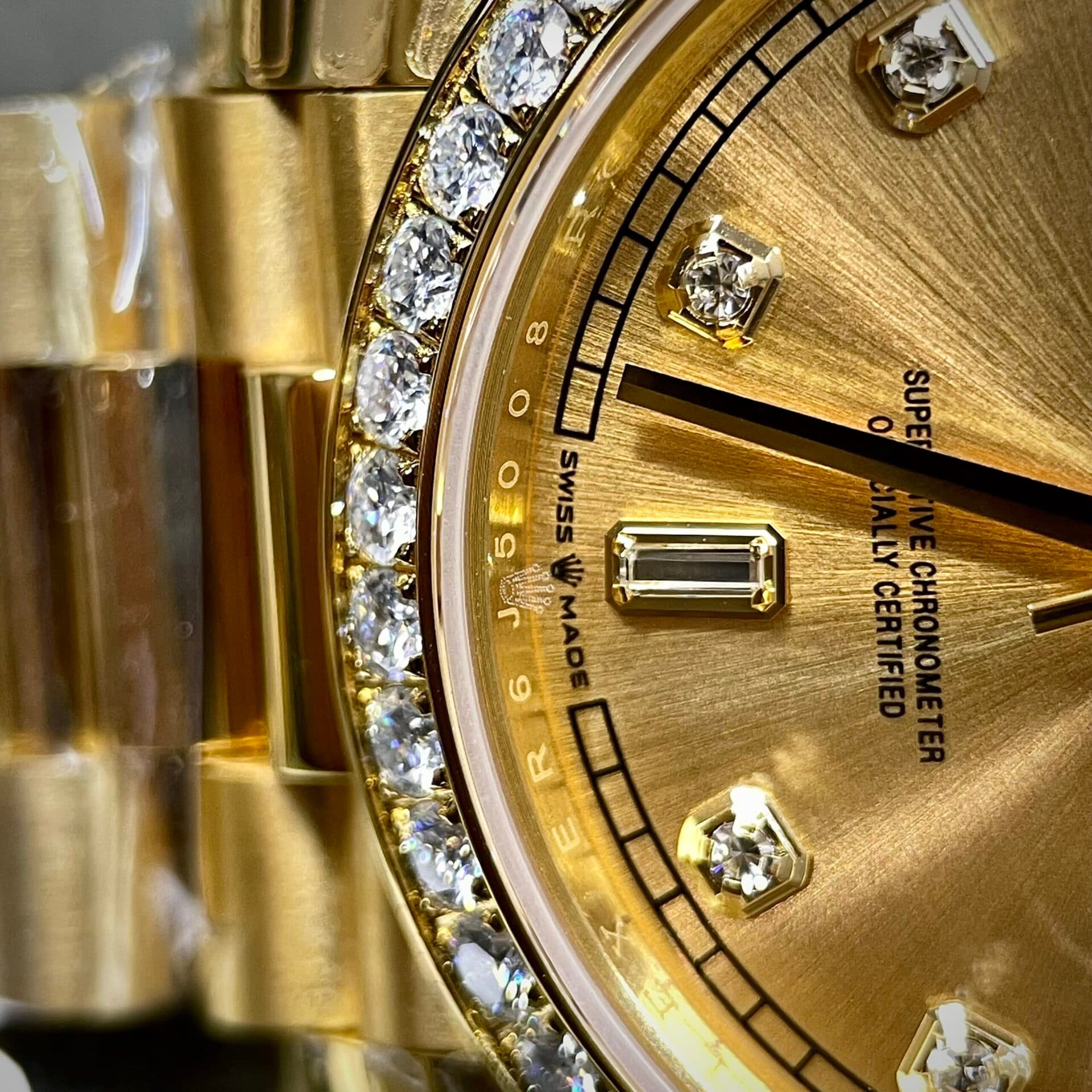 Dong-Ho-Rolex-Day-Date-Do-Kim-Moissanite-Rep-11-40mm-7-scaled-1