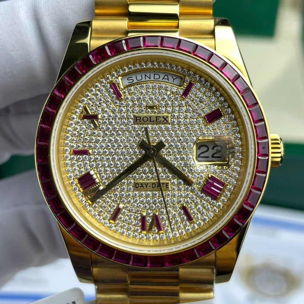 Dong-Ho-Rolex-Day-Date-Do-Ruby-Do-Kim-Cuong-Moissanite-Boc-Vang-That-GMF-40mm-7-1