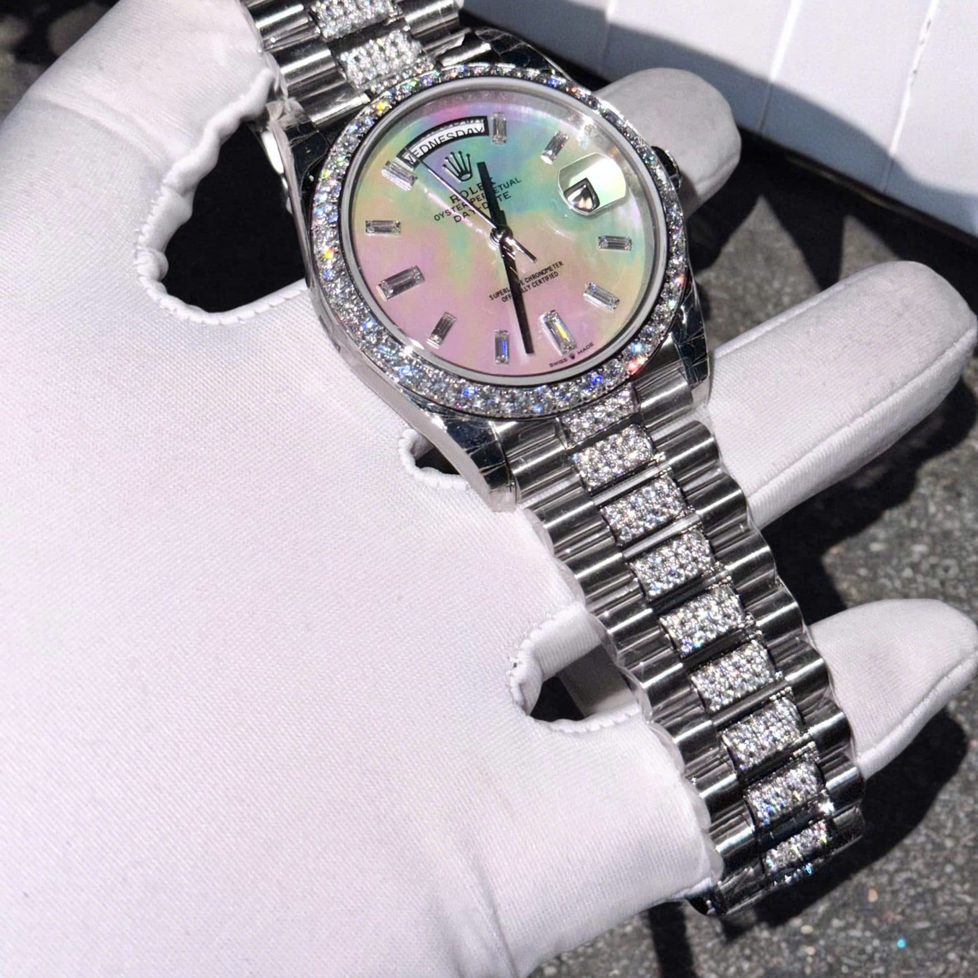 Dong-Ho-Rolex-Day-Date-Mat-Kham-Xa-Cu-Coc-So-Day-Dinh-Kim-Cuong-Moissanite-40mm-1-1