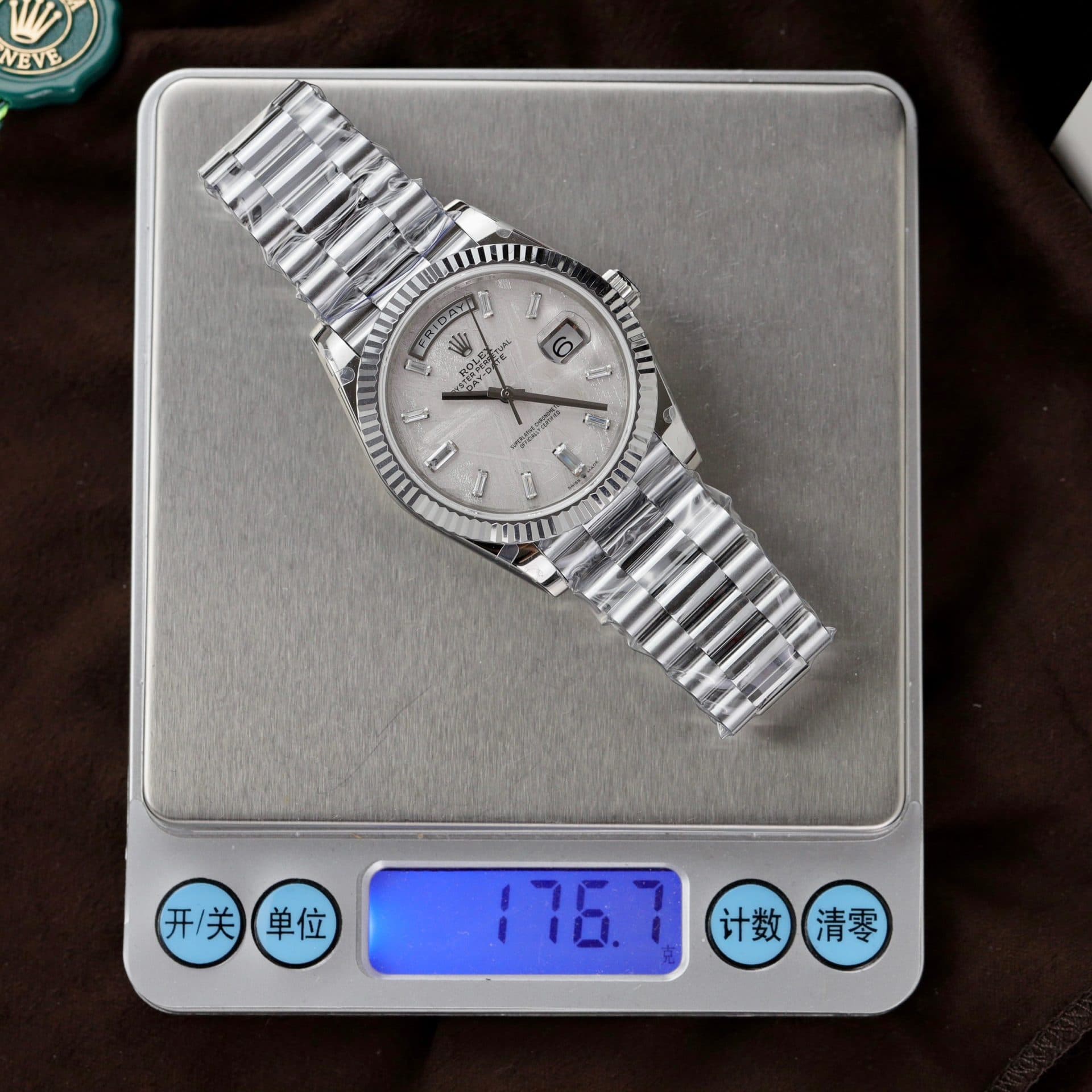 Dong-Ho-Rolex-Day-Date-Mat-So-Thien-Thach-Nha-May-GM-V3-40mm-1-1