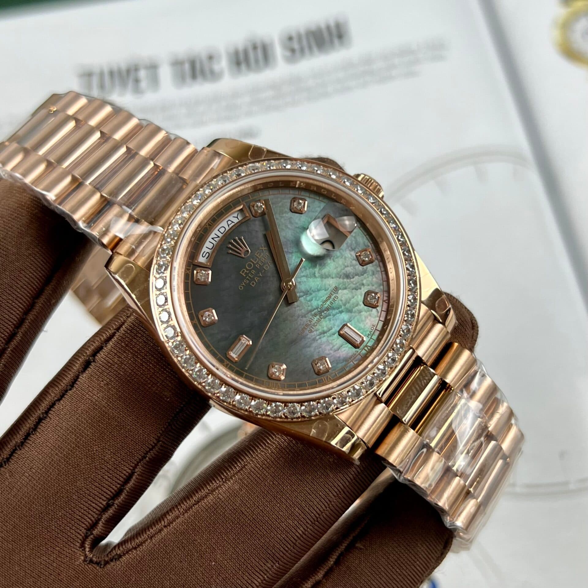 Dong-Ho-Rolex-Day-Date-Nam-Mat-Xa-Cu-Tim-Nha-May-TW-40mm-4-scaled-1
