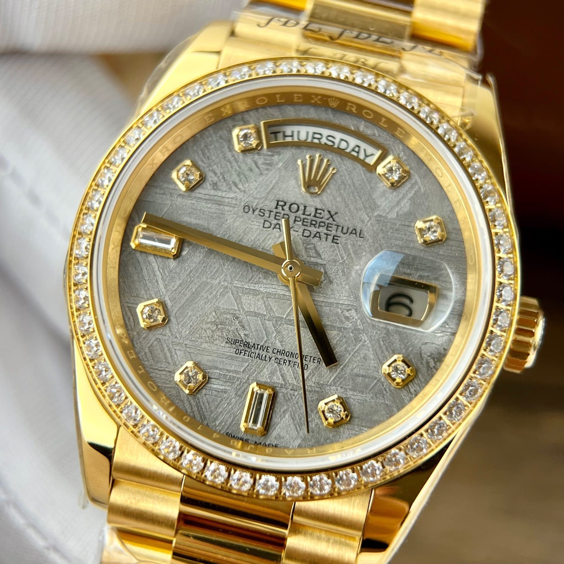 Dong-Ho-Rolex-Day-Date-Replica-11-Mat-Thien-Thach-Dinh-Da-RA-36mm-10-1