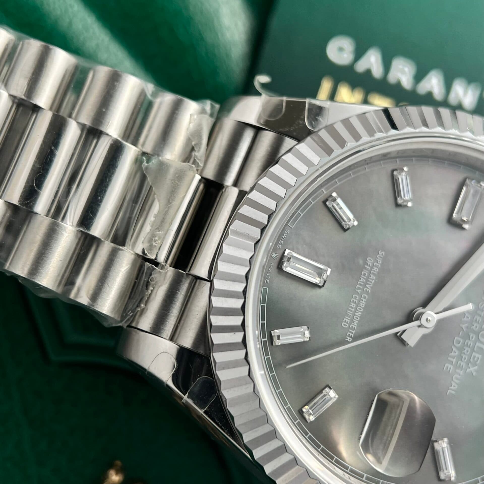 Dong-Ho-Rolex-Day-Date-Replica-11-Nam-Mat-Xa-Cu-Tim-40mm-4-scaled-1