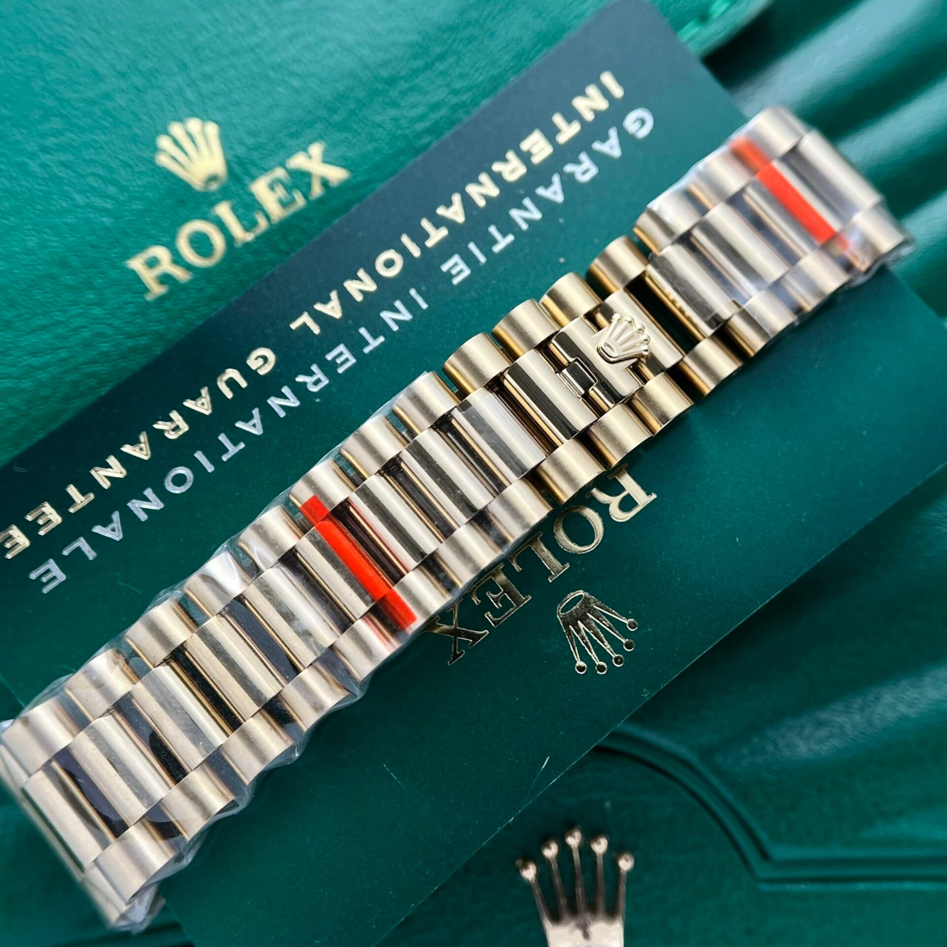 Dong-Ho-Rolex-Day-Date-Replica-Cao-Cap-Mat-Xa-Cu-Tim-40mm-1-scaled-1