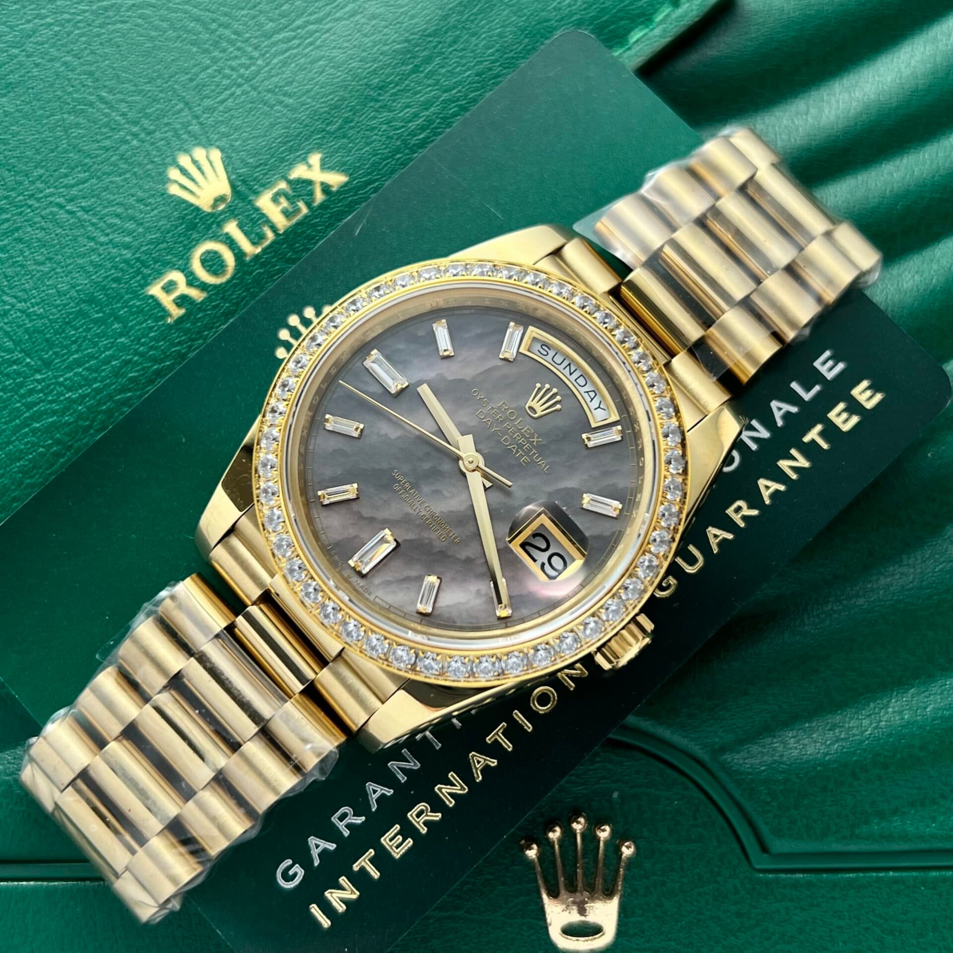 Dong-Ho-Rolex-Day-Date-Replica-Cao-Cap-Mat-Xa-Cu-Tim-40mm-7-scaled-1
