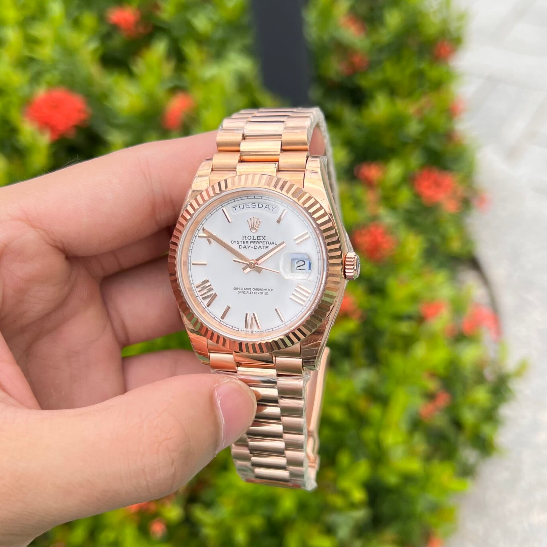 Dong-Ho-Rolex-Day-Date-Rose-Gold-Super-Fake-May-Thuy-Sy-40mm-1-1