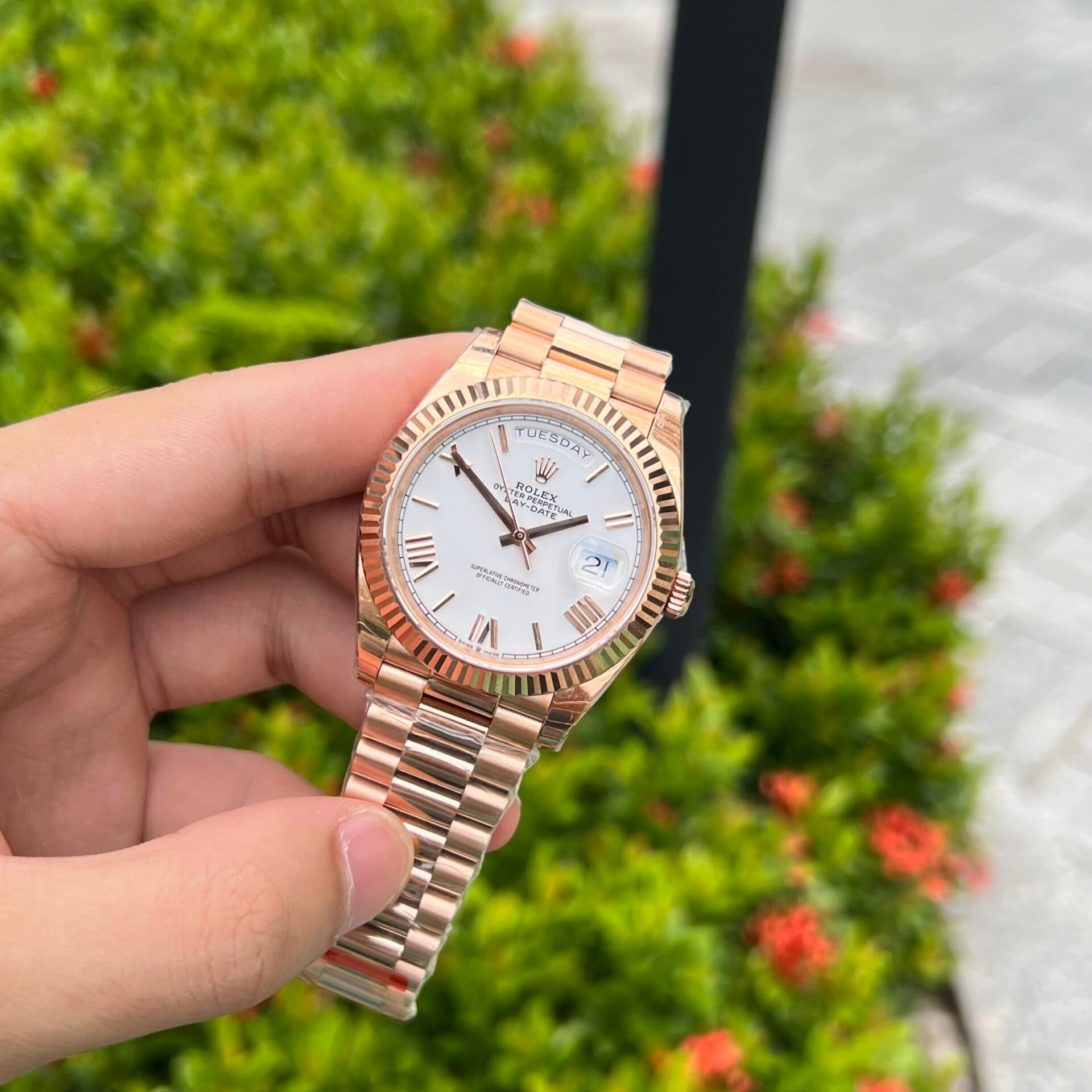 Dong-Ho-Rolex-Day-Date-Rose-Gold-Super-Fake-May-Thuy-Sy-40mm-2-1