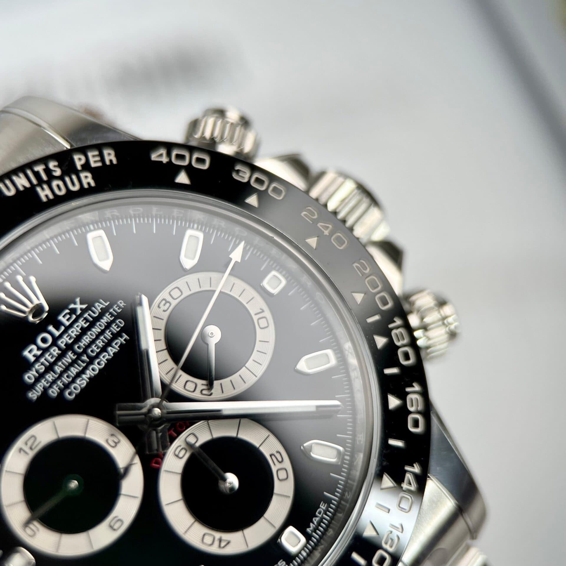 Dong-Ho-Rolex-Daytona-116500LN-Godzilla-Replica-Clean-Factory-40mm-2-1