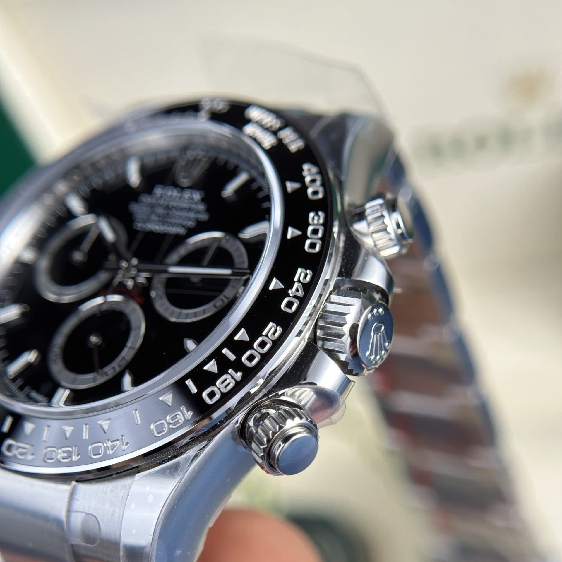 Dong-Ho-Rolex-Daytona-126500LN-Replica-Godzilla-Clean-Factory-40mm-6-1