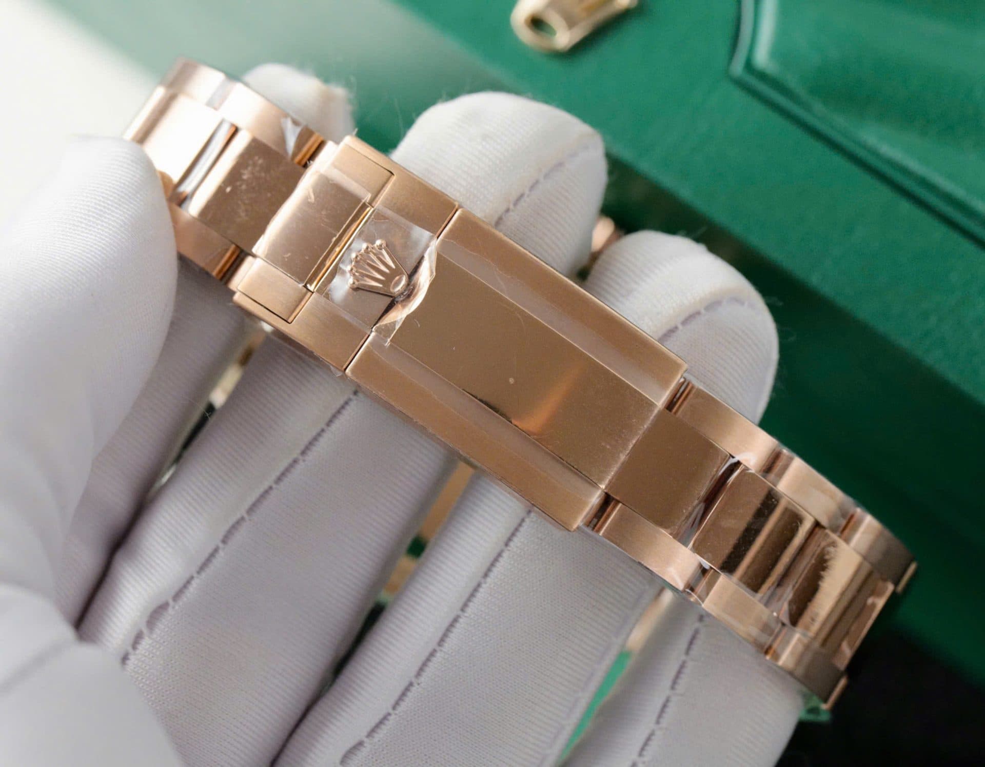 Dong-Ho-Rolex-Daytona-126505-Replica-11-Ma-Vang-Hong-Mat-Den-40mm-10-1