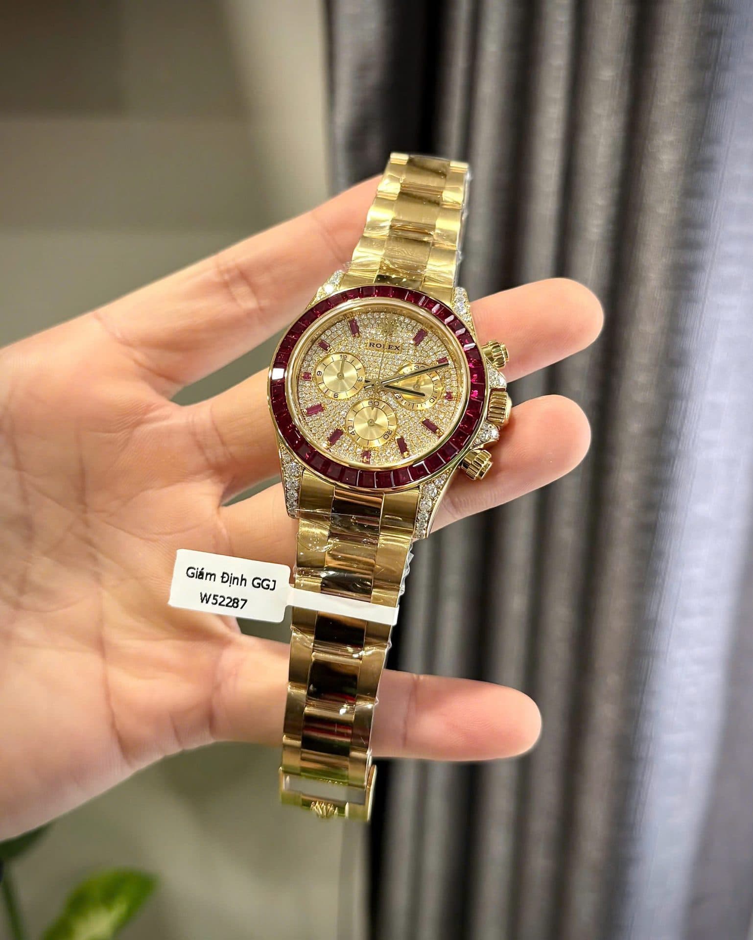 Dong-Ho-Rolex-Daytona-126598TRU-Che-Tac-Boc-Vang-That-Ruby-Kim-Cuong-Moissanite-40mm-5-1