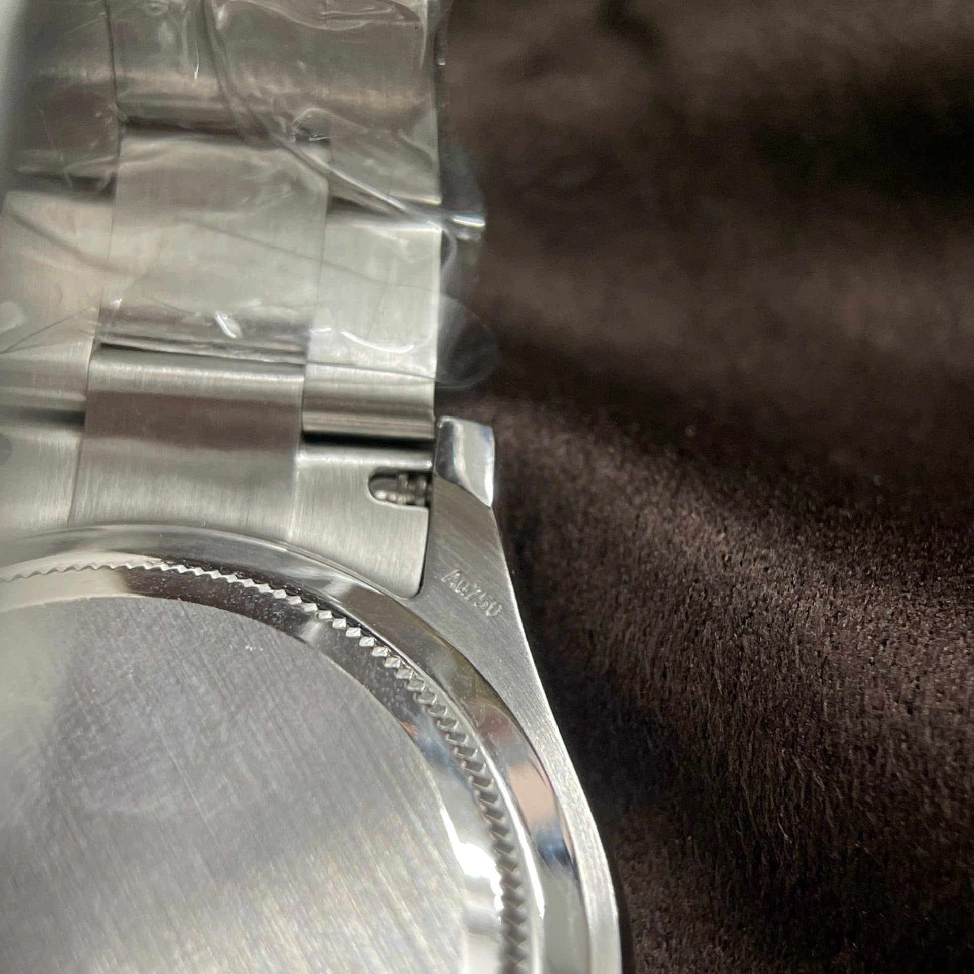 Dong-Ho-Rolex-Daytona-126599TRU-Vang-Trang-18K-Nguyen-Khoi-Ruby-Kim-Cuong-Tu-Nhien-40mm-11-1