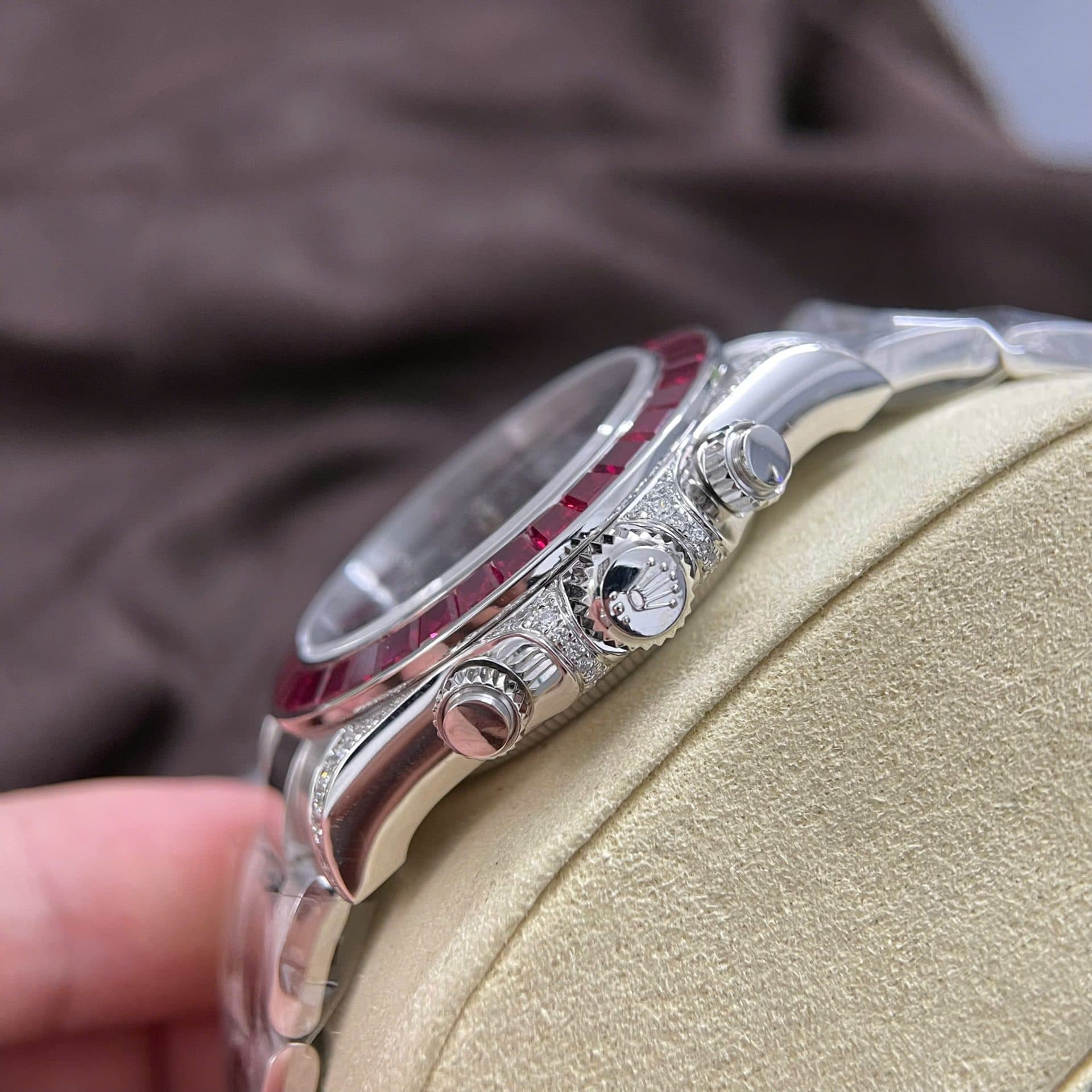 Dong-Ho-Rolex-Daytona-126599TRU-Vang-Trang-18K-Nguyen-Khoi-Ruby-Kim-Cuong-Tu-Nhien-40mm-3-1