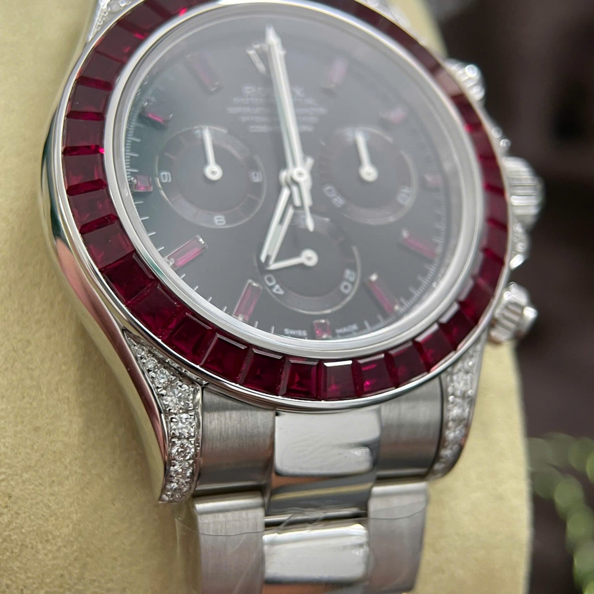 Dong-Ho-Rolex-Daytona-126599TRU-Vang-Trang-18K-Nguyen-Khoi-Ruby-Kim-Cuong-Tu-Nhien-40mm-6-1