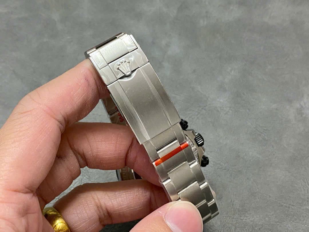 Dong-Ho-Rolex-Daytona-Artisans-de-Geneve-La-Montoya-Che-Tac-Xuong-Sonic-40mm-6-1