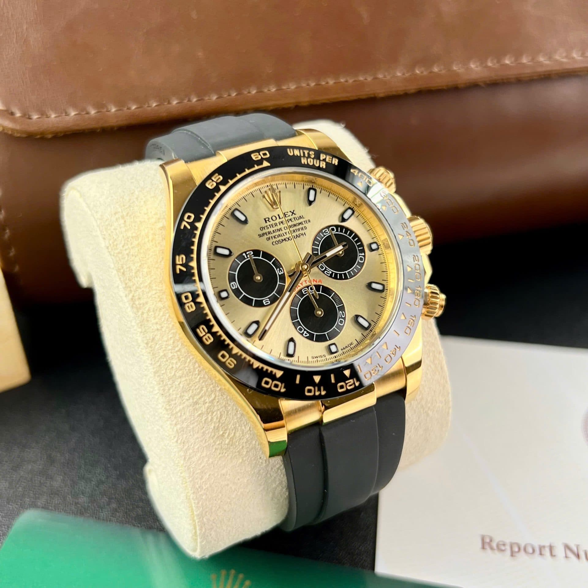 Dong-Ho-Rolex-Daytona-Che-Tac-Boc-Vang-That-Day-Cao-Su-40mm-3-1