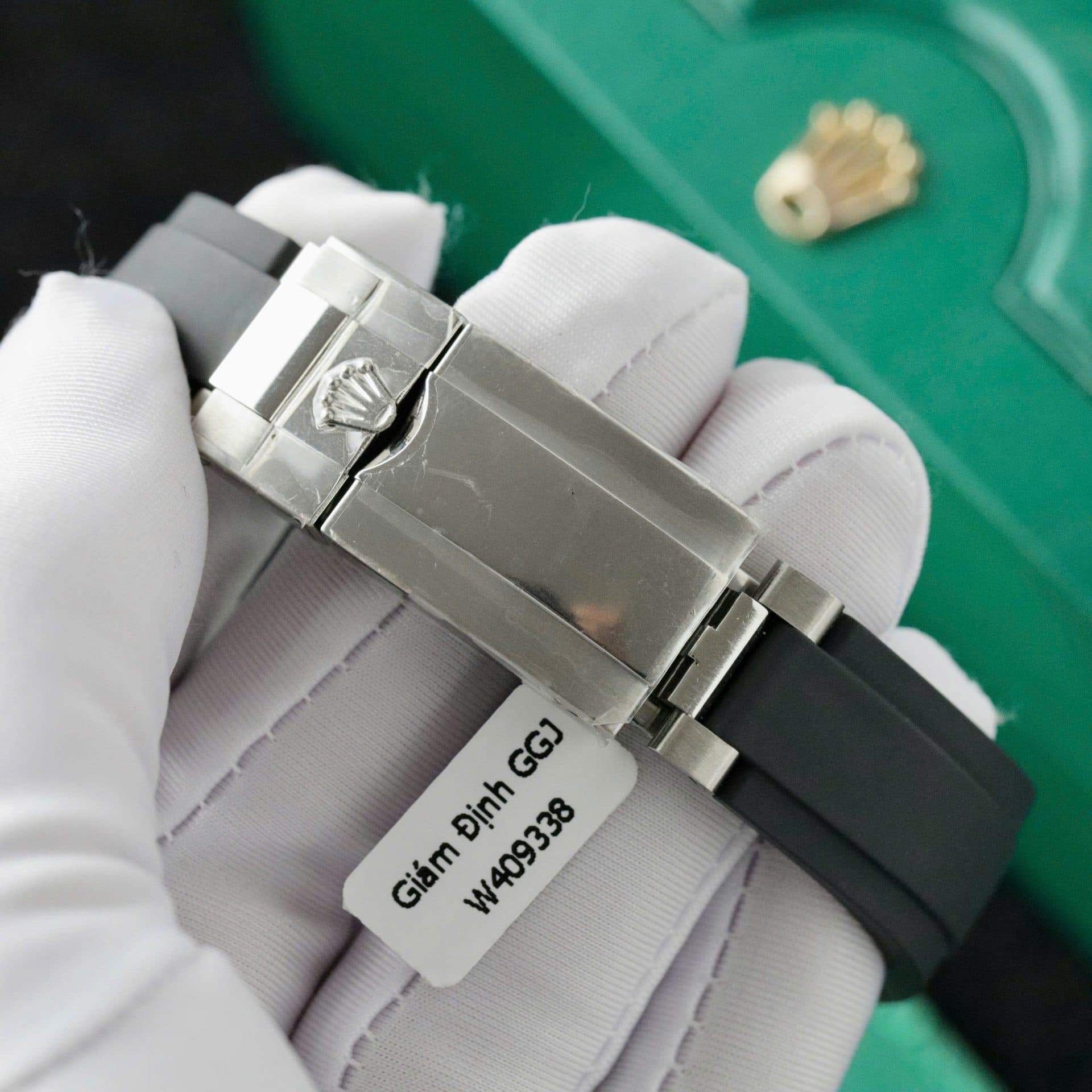 Dong-Ho-Rolex-Daytona-Che-Tac-Mat-Thien-Thach-Do-Kim-Cuong-Moissanite-Baguette-40mm-9-1