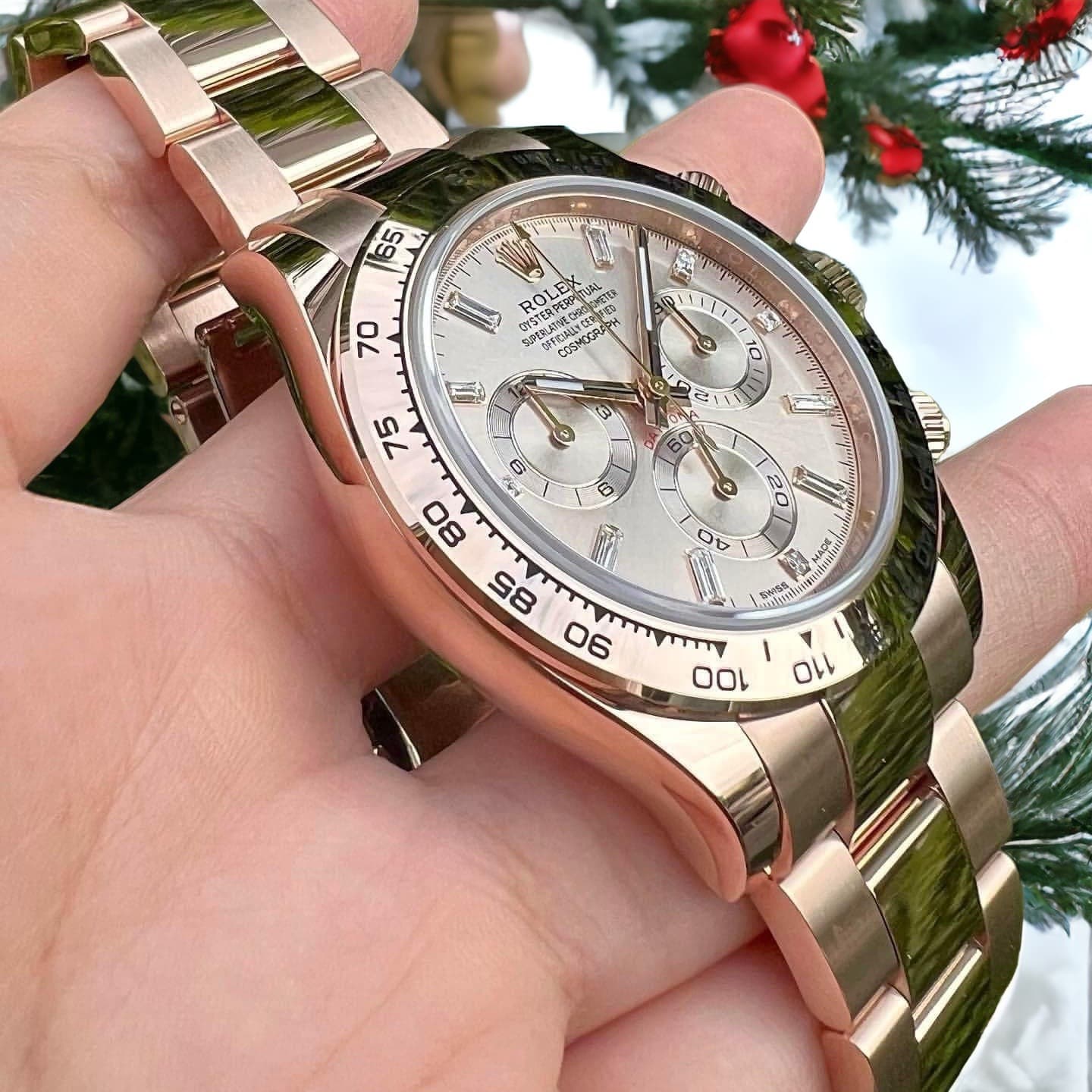 Dong-Ho-Rolex-Daytona-Che-Tac-Vang-Hong-Nguyen-Khoi-18K-40mm-4-1