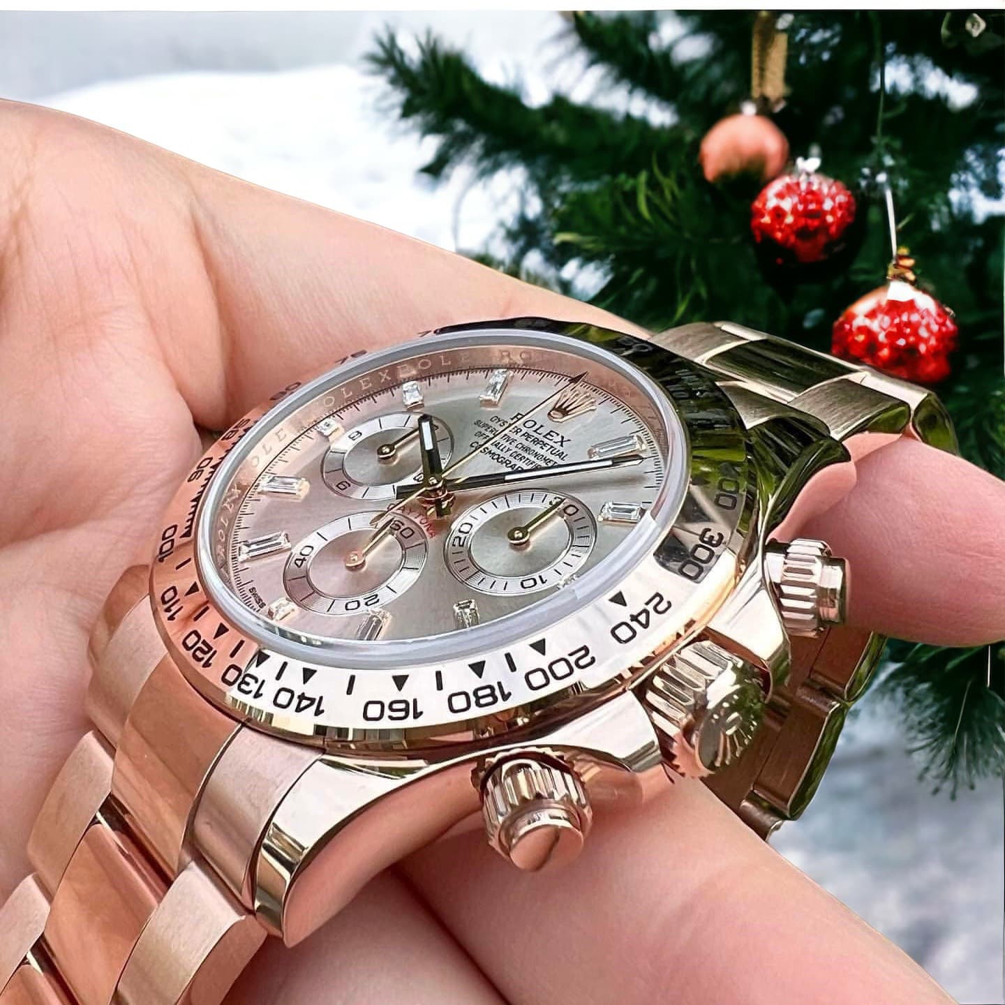 Dong-Ho-Rolex-Daytona-Che-Tac-Vang-Hong-Nguyen-Khoi-18K-40mm-6-1