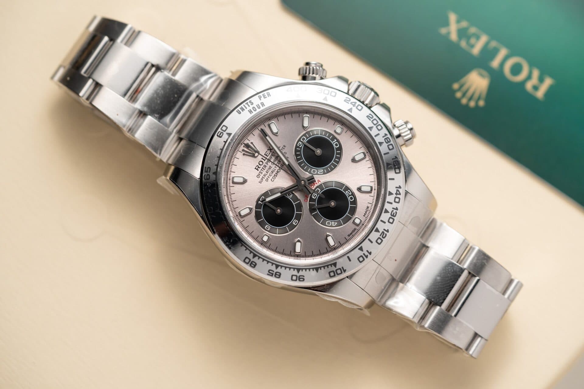 Dong-Ho-Rolex-Daytona-Cosmograph-116509-Replica-11-Mat-Xam-Clean-Factory-40mm-7-1